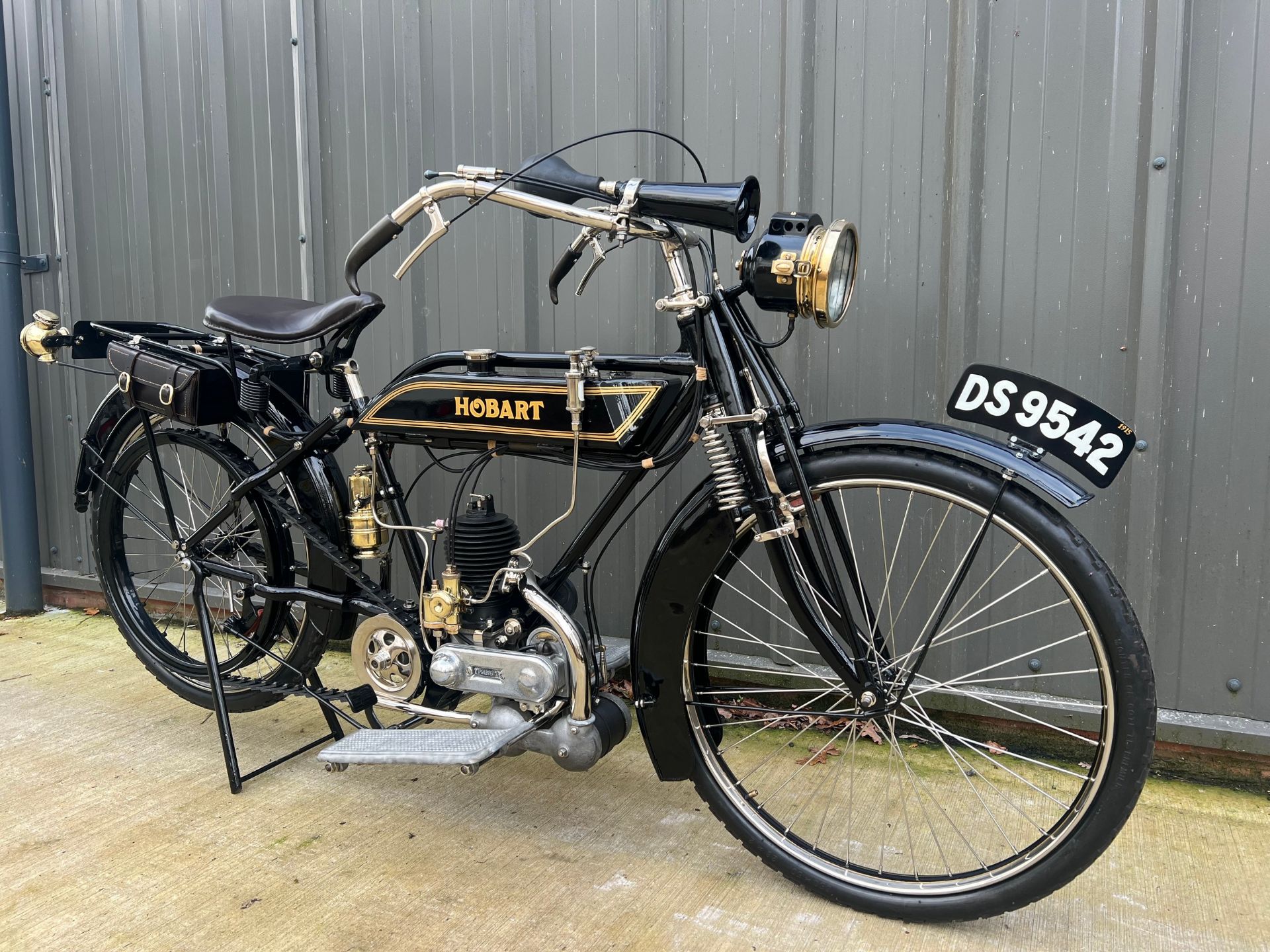 Hobart 2 Speed Flat Tank motorcycle. 1915. Frame No- 77466 Engine No- 06856 Believed to be the - Image 5 of 7