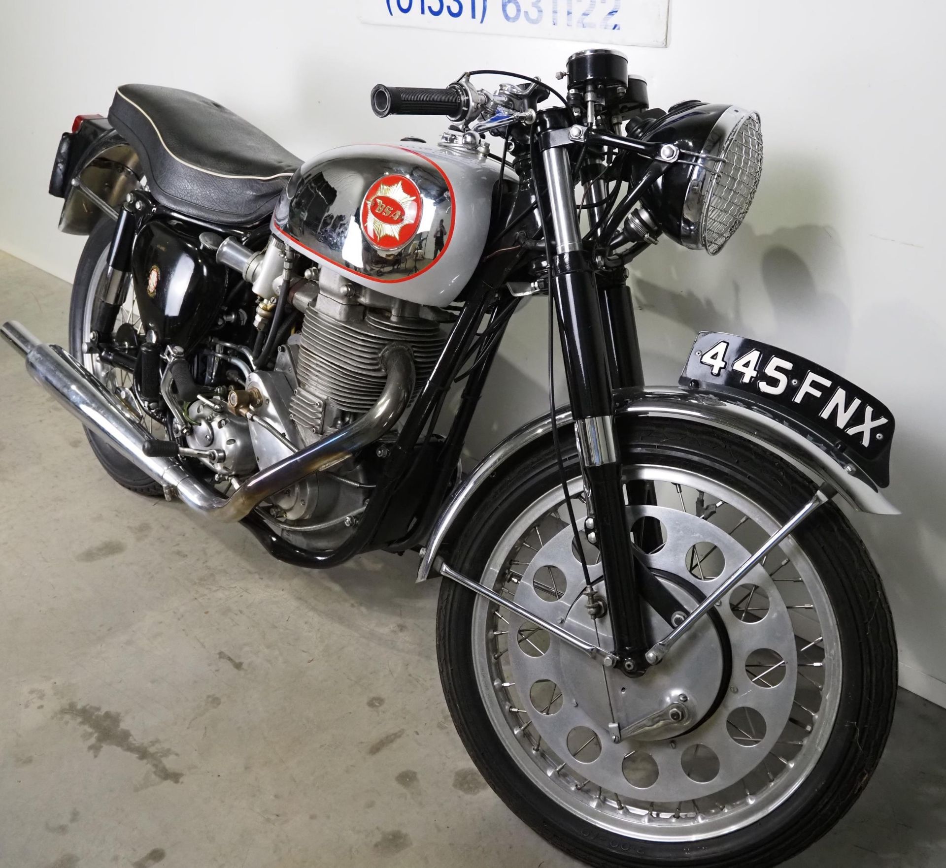 BSA Goldstar DBD34 Motorcycle. Believed to be 1961. 500cc. Frame no. CB32-11092 Engine no. - Image 4 of 10