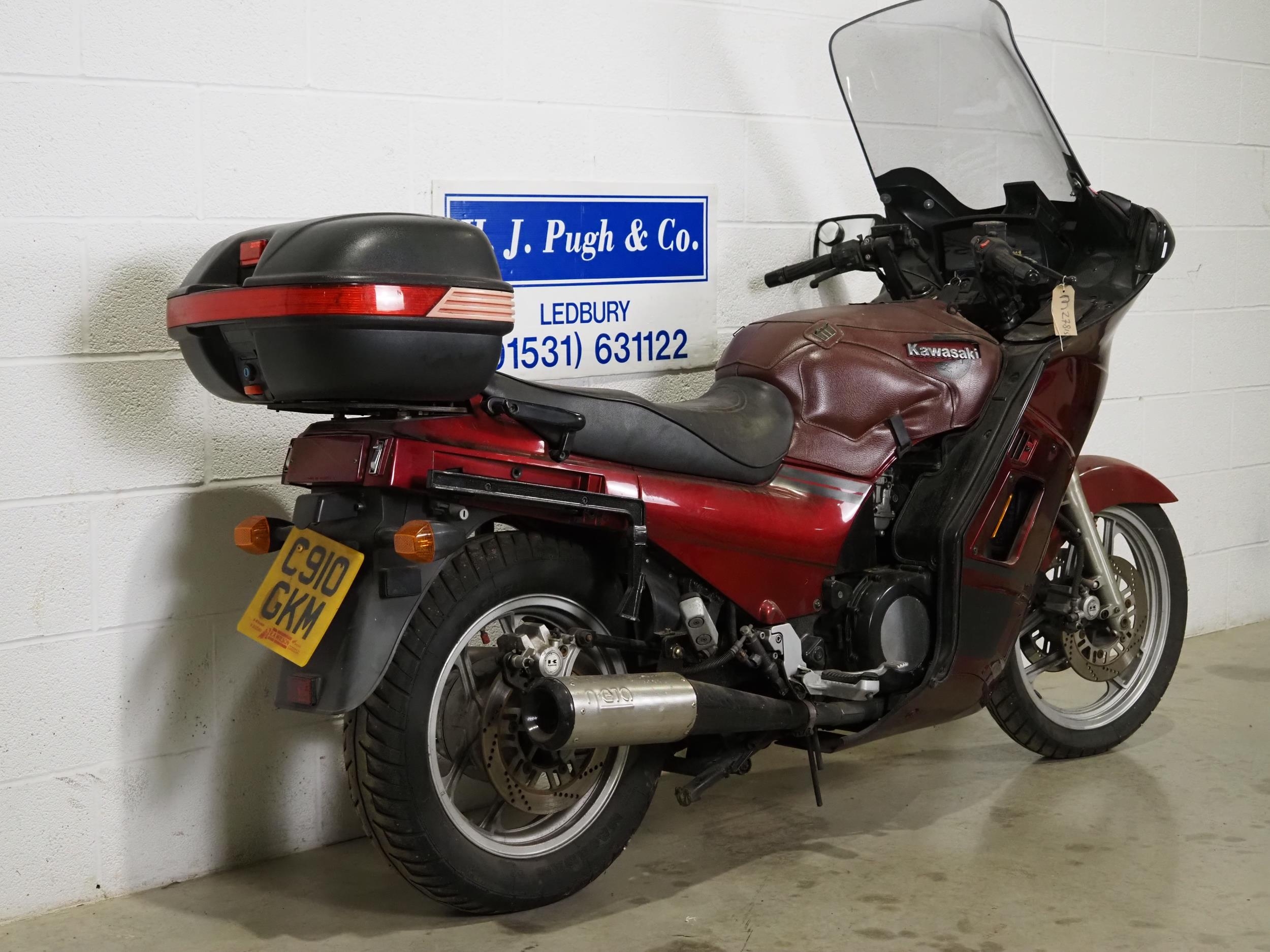 Kawasaki ZG 1000A1 motorcycle. 1986. 997cc. Has been stored for some time so will need - Image 3 of 5