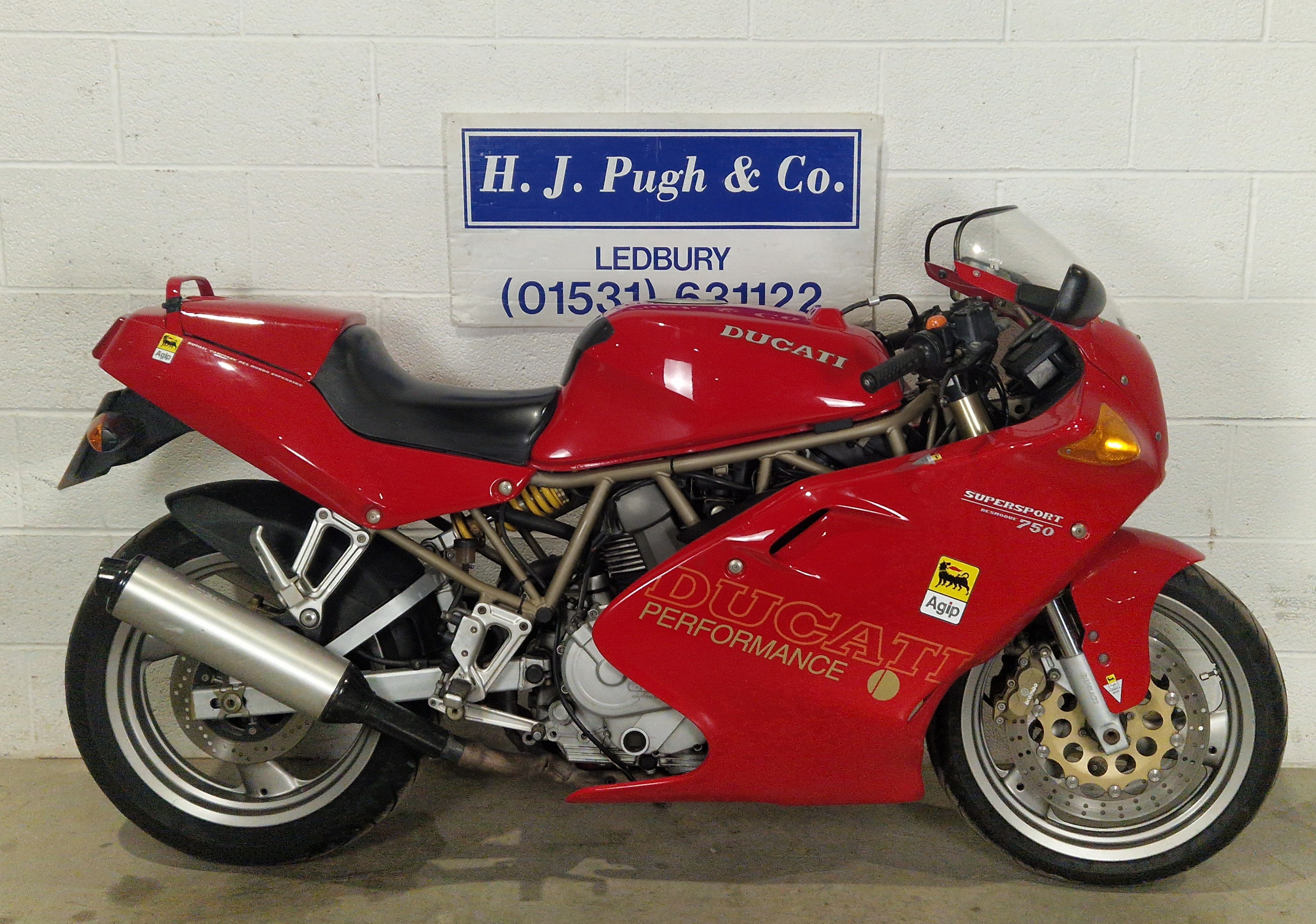 Ducatti 750 SuperSport motorcycle. 1998. 750cc. Runs and rides. Comes with the original owners