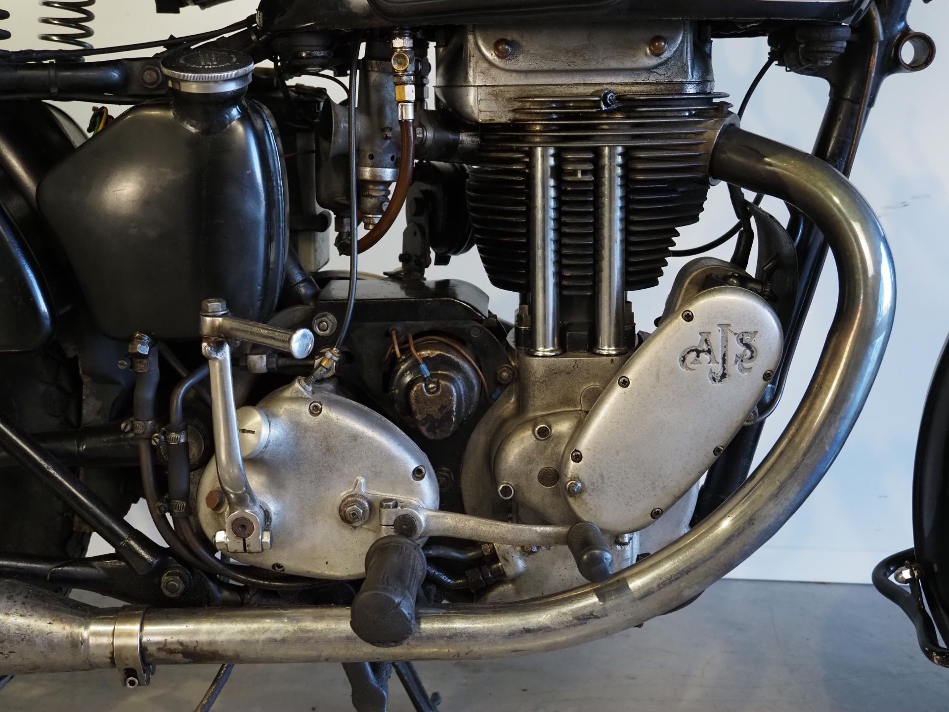AJS 18S motorcycle. 1952. 498cc Frame No. 76770 Engine No. 19433 Last ridden in July 2023 so will - Image 5 of 10