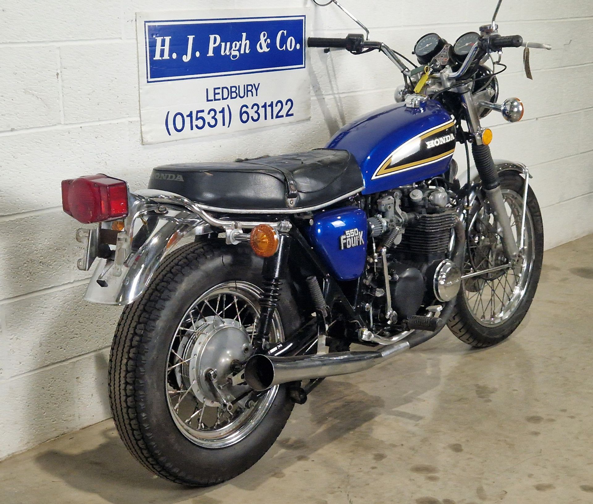 Honda CB550 motorcycle project. 1975. 544cc Frame No. CB550-12048163 Engine No. CB550E-1146702 - Image 3 of 6
