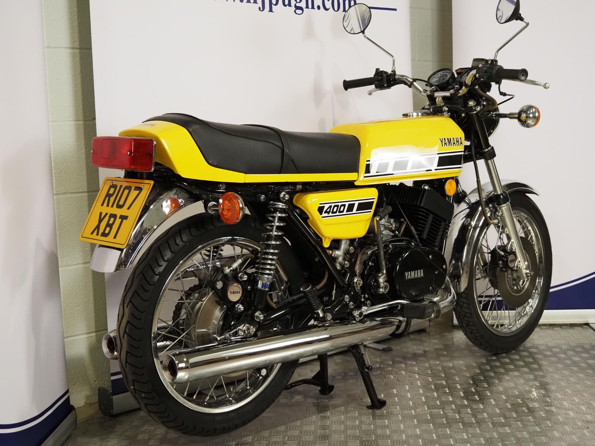 Yamaha RD 400 motorcycle. 1977. 400cc Frame No. 1A3-102493 Engine No. 1A3-102493 Runs and rides - Image 5 of 11