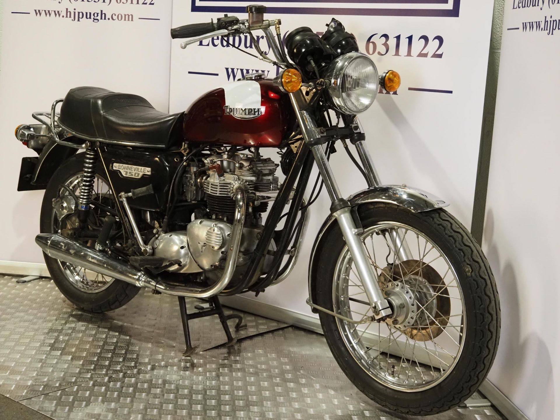 Triumph Bonneville motorcycle. 1976. 736cc. Frame No. XN65697 Engine No. XN65697 Runs and rides. - Bild 2 aus 6