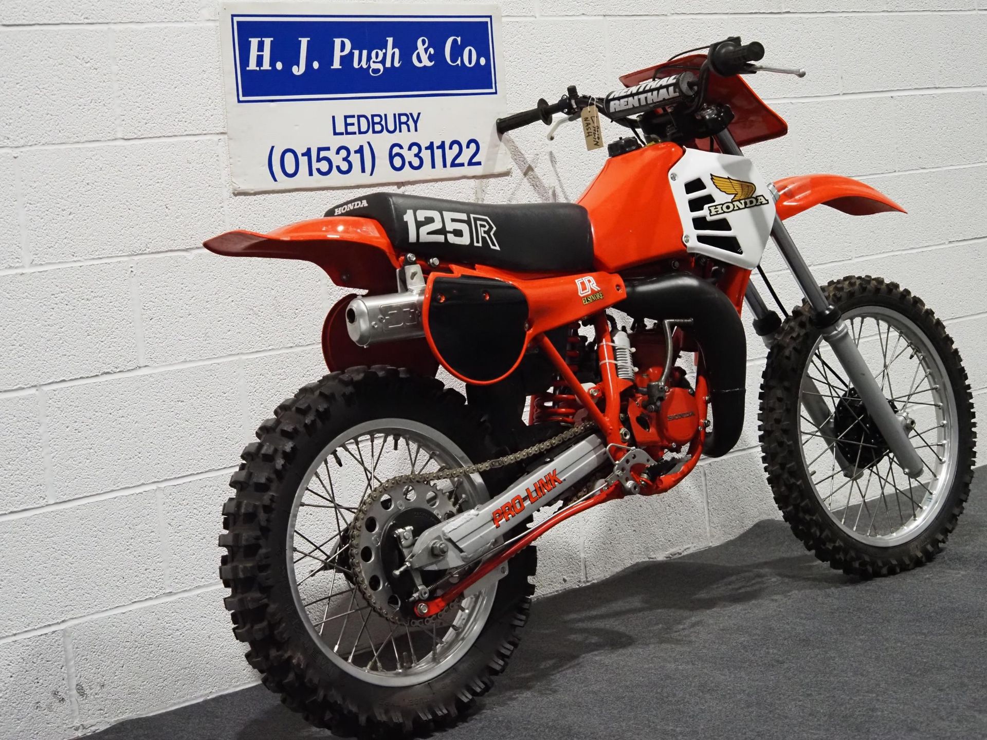 Honda CR125R Enduro motorcycle. 1981 Frame No. JE0107B0204467 Engine No. JE01E294044 Last ridden - Image 3 of 5