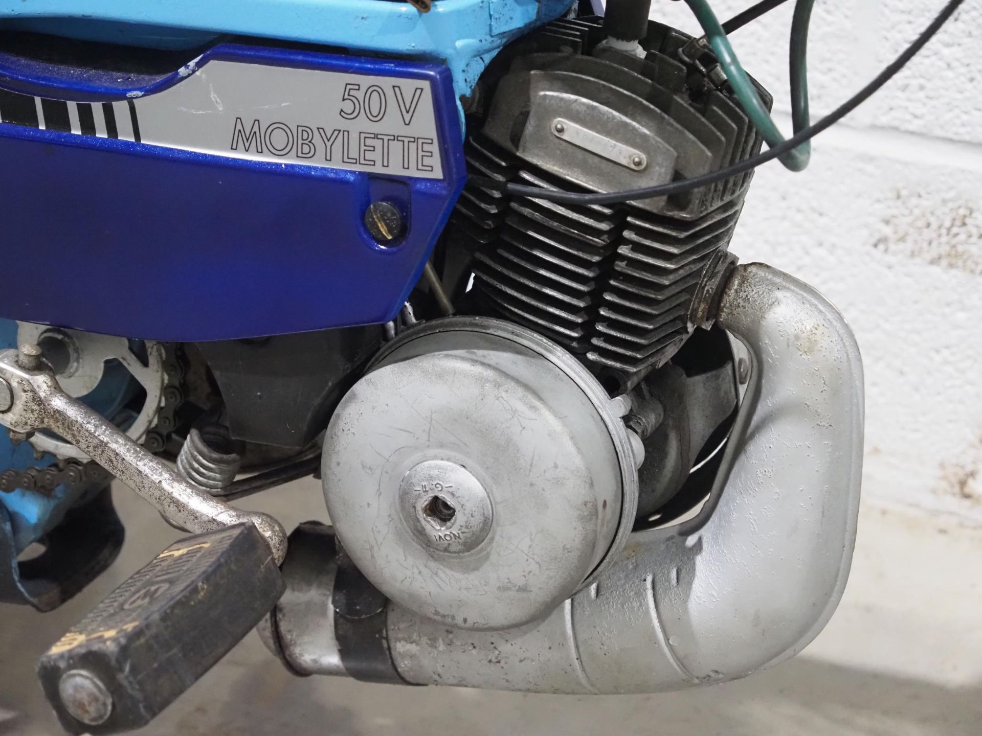 Motobecane 50V Mobylette moped. 1977. 49cc. Was running when stored some time ago and so will need - Image 4 of 6