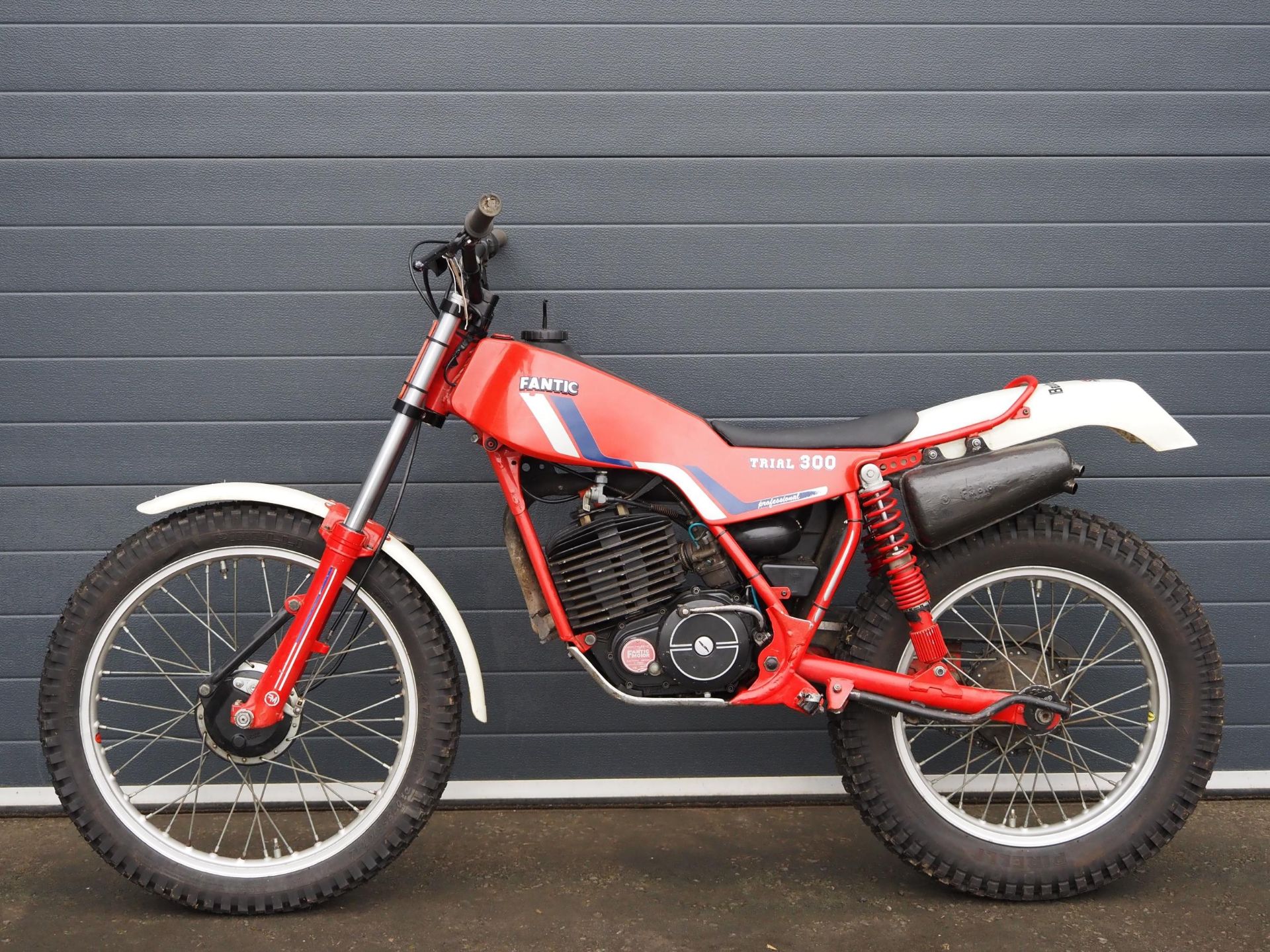 Fantic Trials 300 professional bike. 249 cc Frame No. 34001839 Engine No. 001842 Fitted with - Image 5 of 5