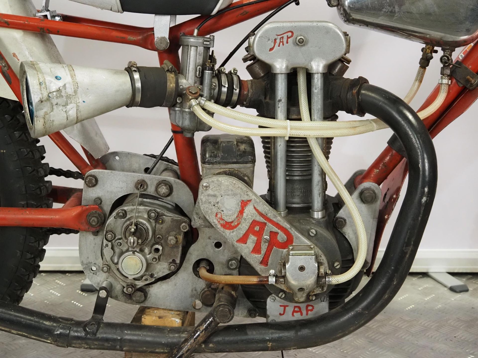 Hagon JAP grasstrack motorcycle. 1960s. 500cc. Engine No. JOS/D/77293/4 Engine turns over. Has - Image 5 of 8