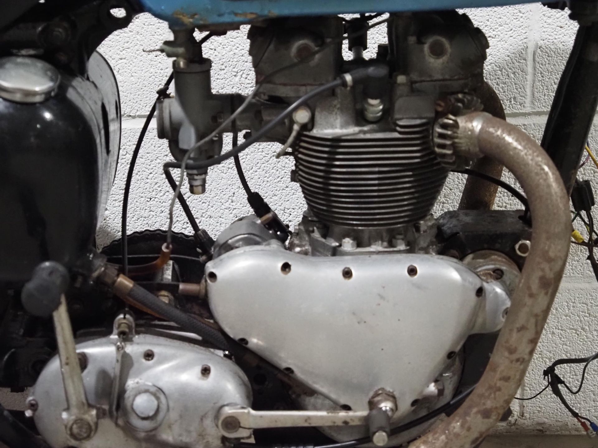 Triumph Tiger 100 motorcycle project. 1958. 498cc. Frame No. 014659 Engine No. T10077574 No docs. - Image 4 of 6
