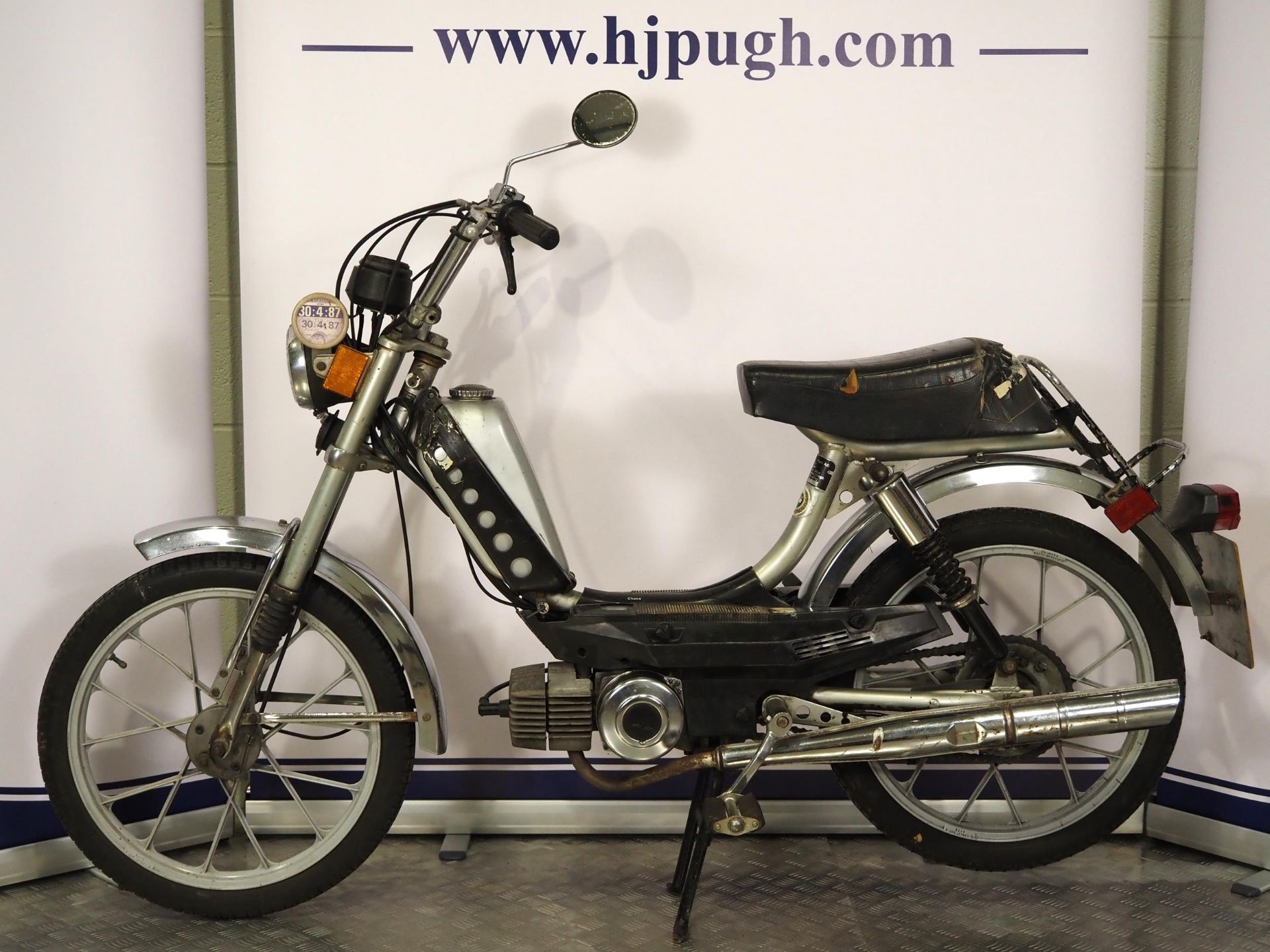 Puch Free Spirit moped. 1981. 49cc. Frame No. 3523729 Runs but will need recommissioning. Reg. PNR - Image 7 of 7