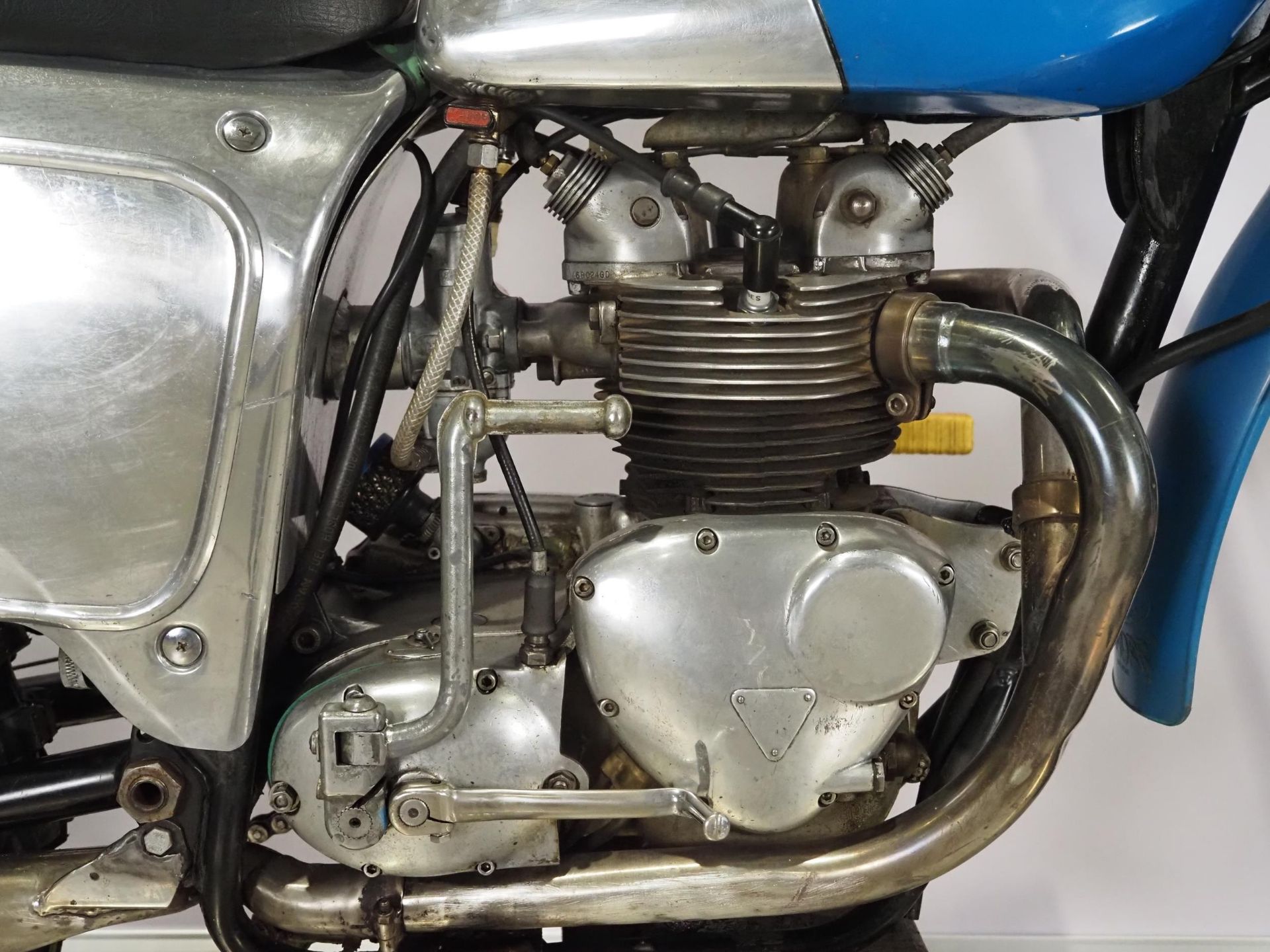 Triumph Daytona trials motorcycle. 1970. Engine No. EE24033 T100R Runs and rides but will need - Image 4 of 6