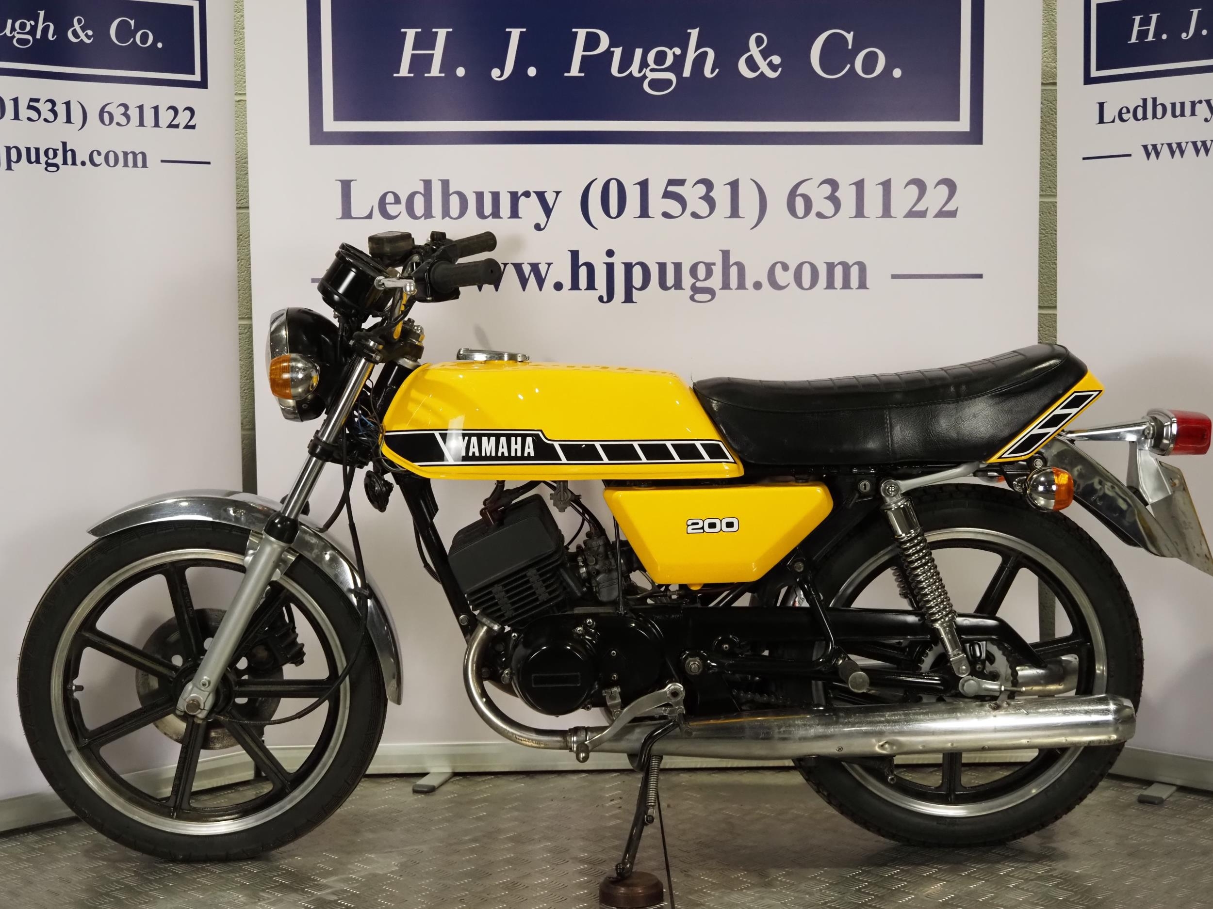 Yamaha RD200. 1980. 124cc. Frame No. 1E80400707 Engine No. 1E8400707 Engine turns over but will - Image 6 of 6