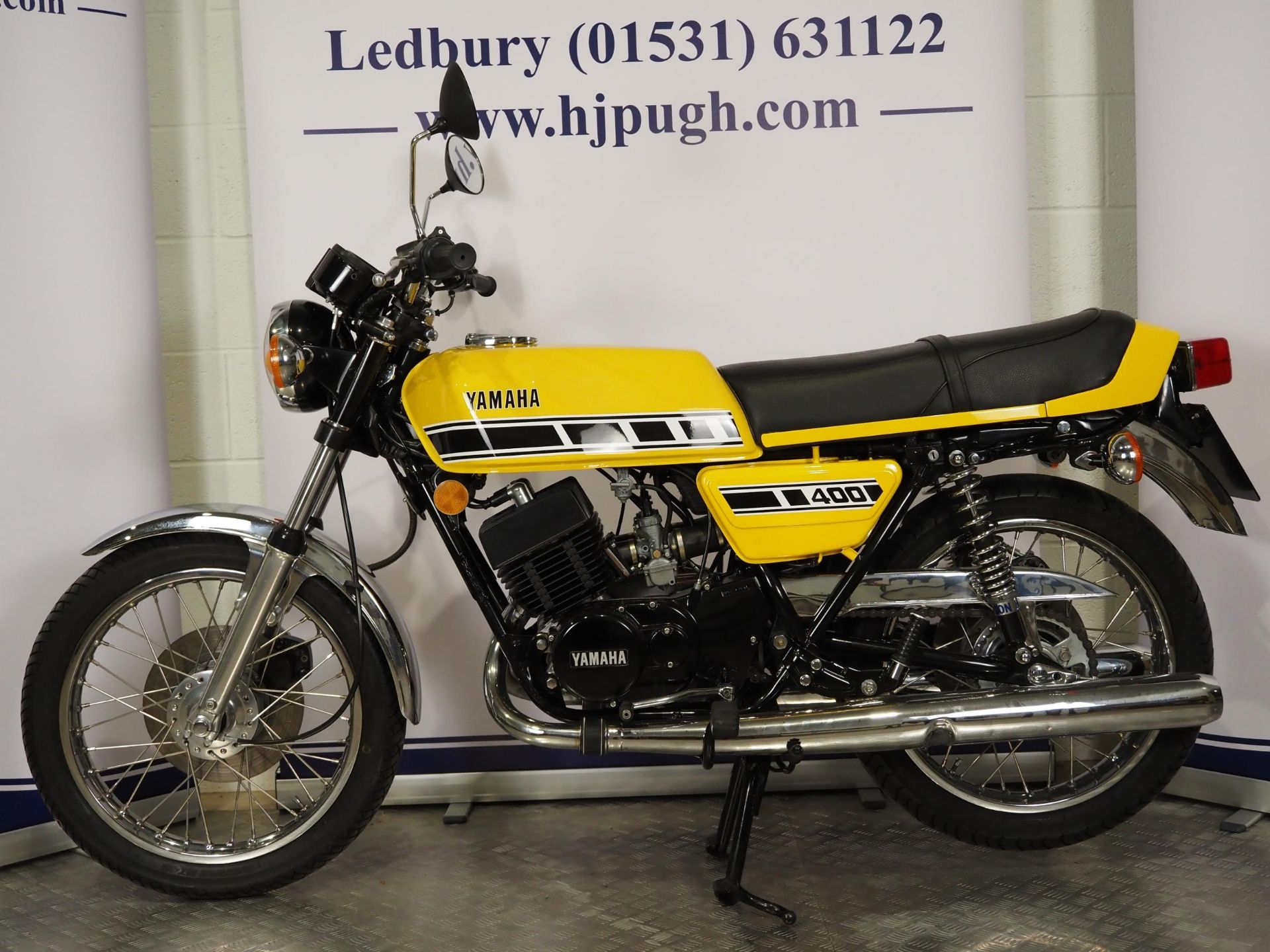 Yamaha RD 400 motorcycle. 1977. 400cc Frame No. 1A3-102493 Engine No. 1A3-102493 Runs and rides - Image 11 of 11