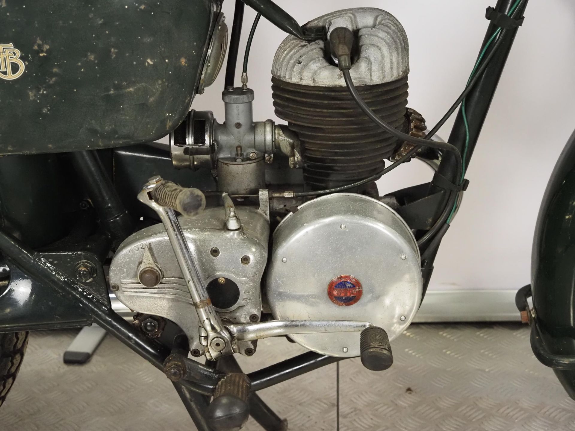 Francis Barnett Falcon motorcycle. 1956. 197cc Frame No. WM78111 Engine No. 070B/64201 Engine - Image 4 of 6
