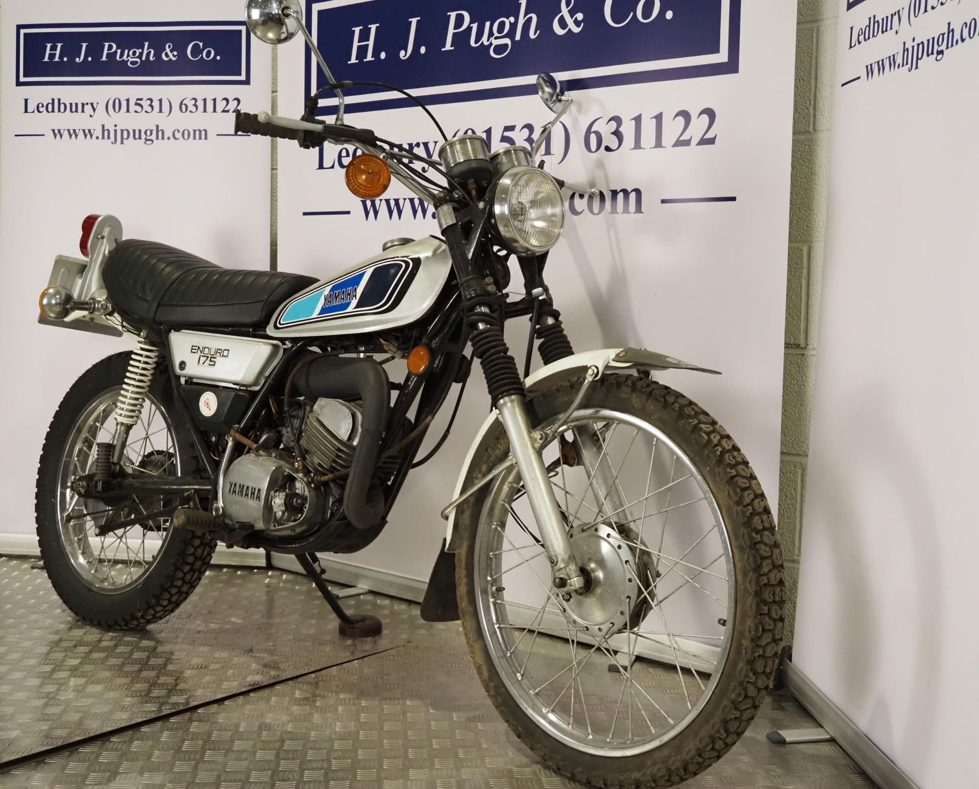 Yamaha Enduro 175 trail bike project. 1977. 171cc Frame No. 102031 Engine No. 102031 Engine turns - Image 3 of 8