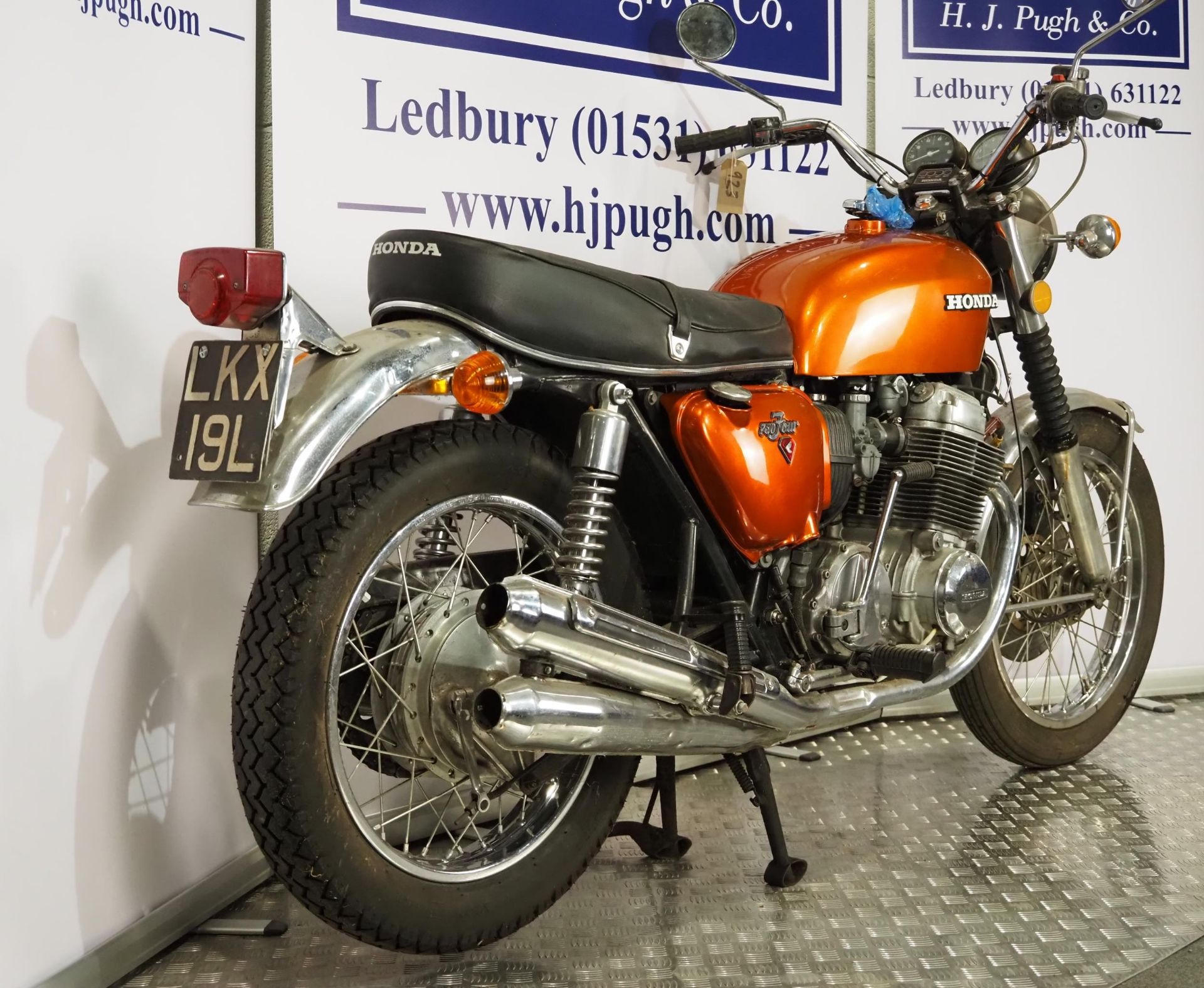 Honda 750 Four motorcycle. 1972. 736cc. Frame No. 2024351 Engine No. 2031888 Engine turns over but - Image 3 of 7