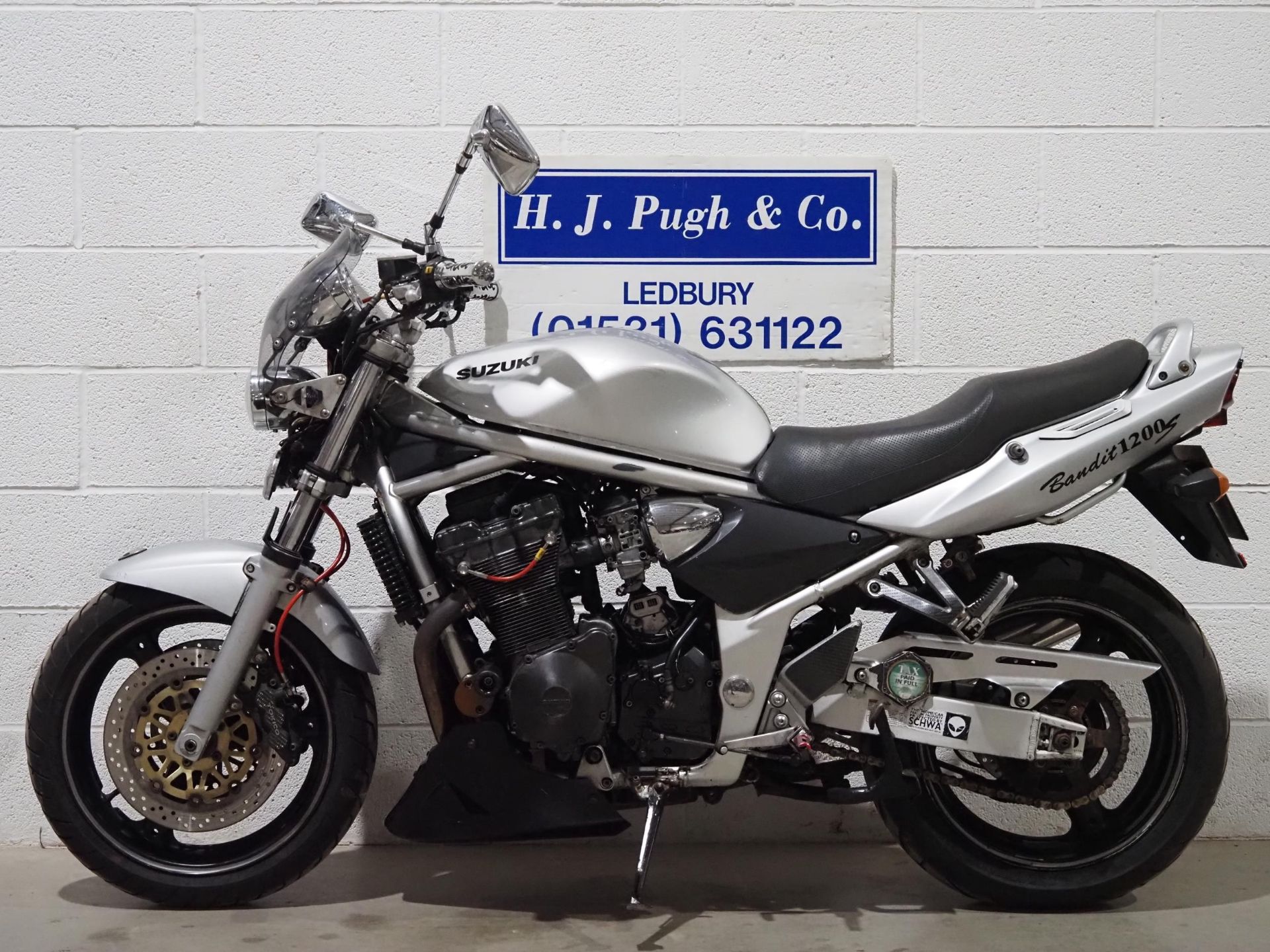 Suzuki GSF1200 Bandit motorcycle. 2001. 1197cc. Runs and rides. MOT until 19.03.25. Comes with - Bild 6 aus 6