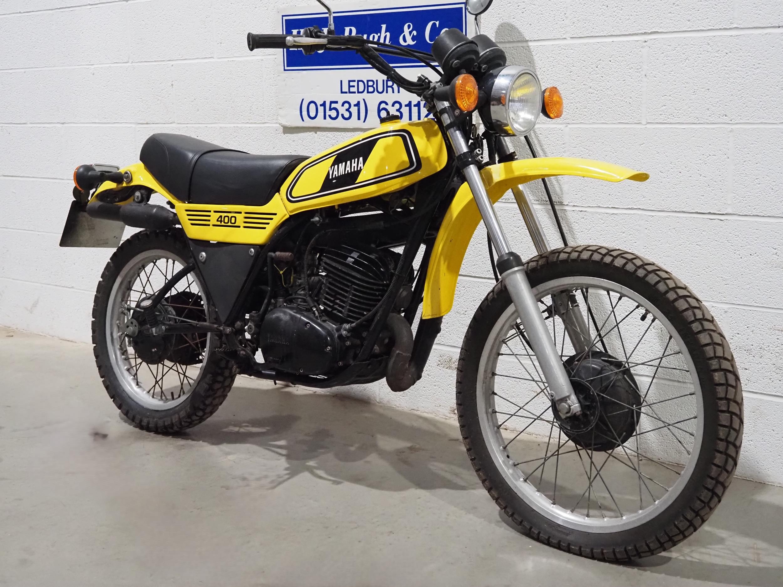 Yamaha DT400 trail motorcycle. 1977. 398cc Runs and rides. Reg. TJA 380R. Part of V5. Keys - Image 2 of 7