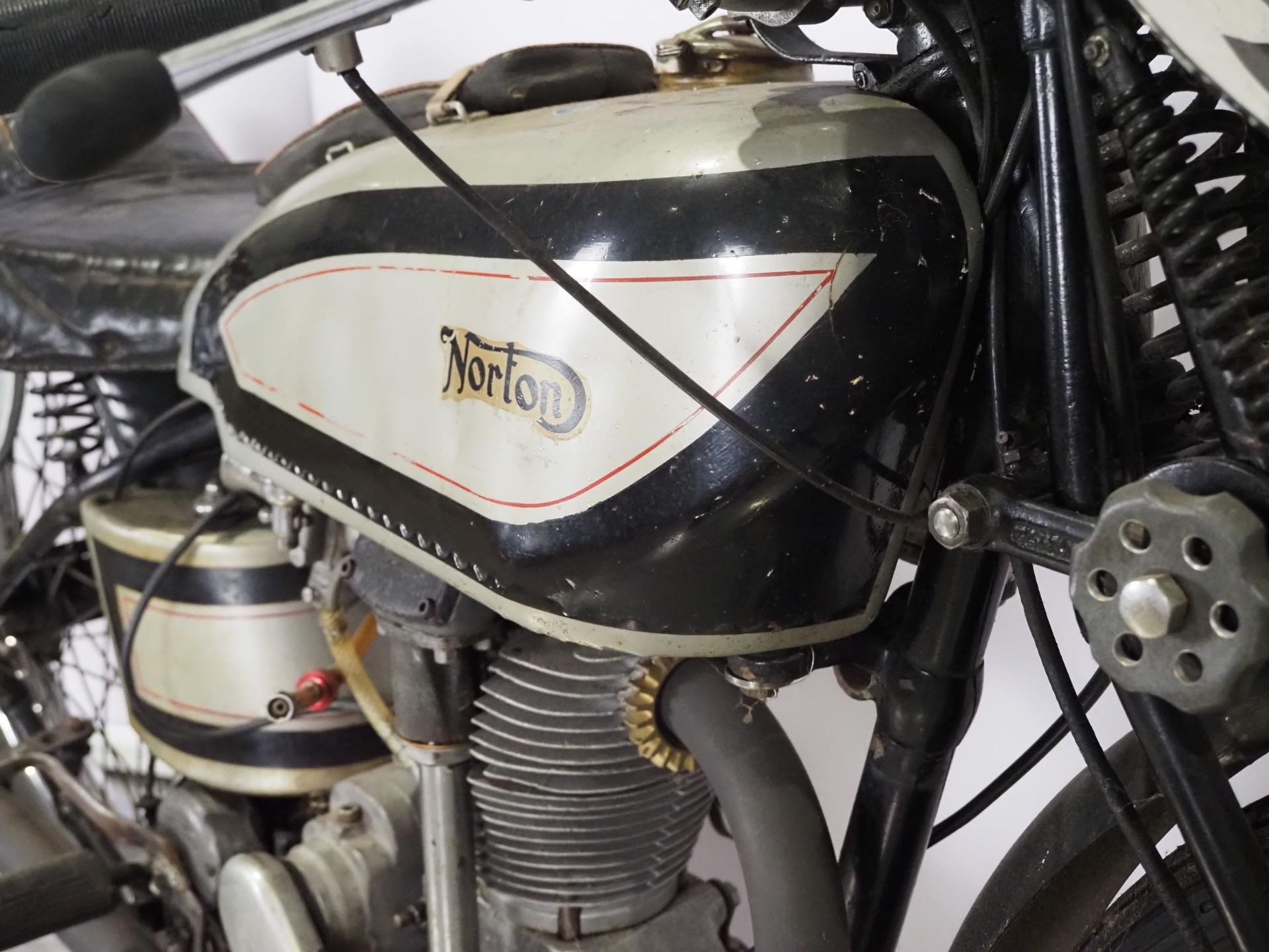 Norton International motorcycle. 1937. 490cc Frame No. 40 84803 Engine No. 67158 Engine turns over - Image 9 of 13