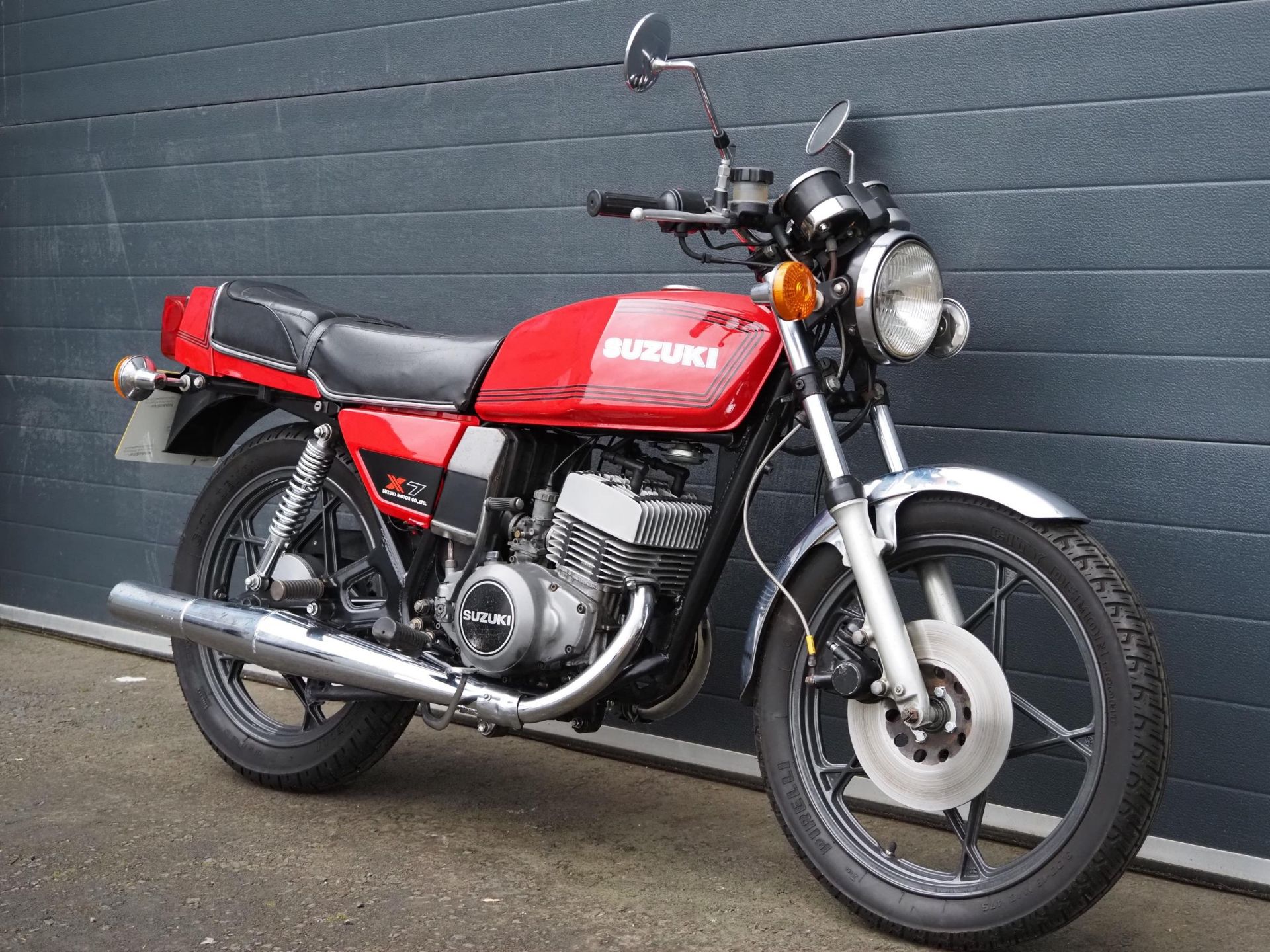 Suzuki X7 249cc. 1979. Frame No. GT2502-508028 Engine No. 111252 Runs and rides. Needs light - Image 2 of 6