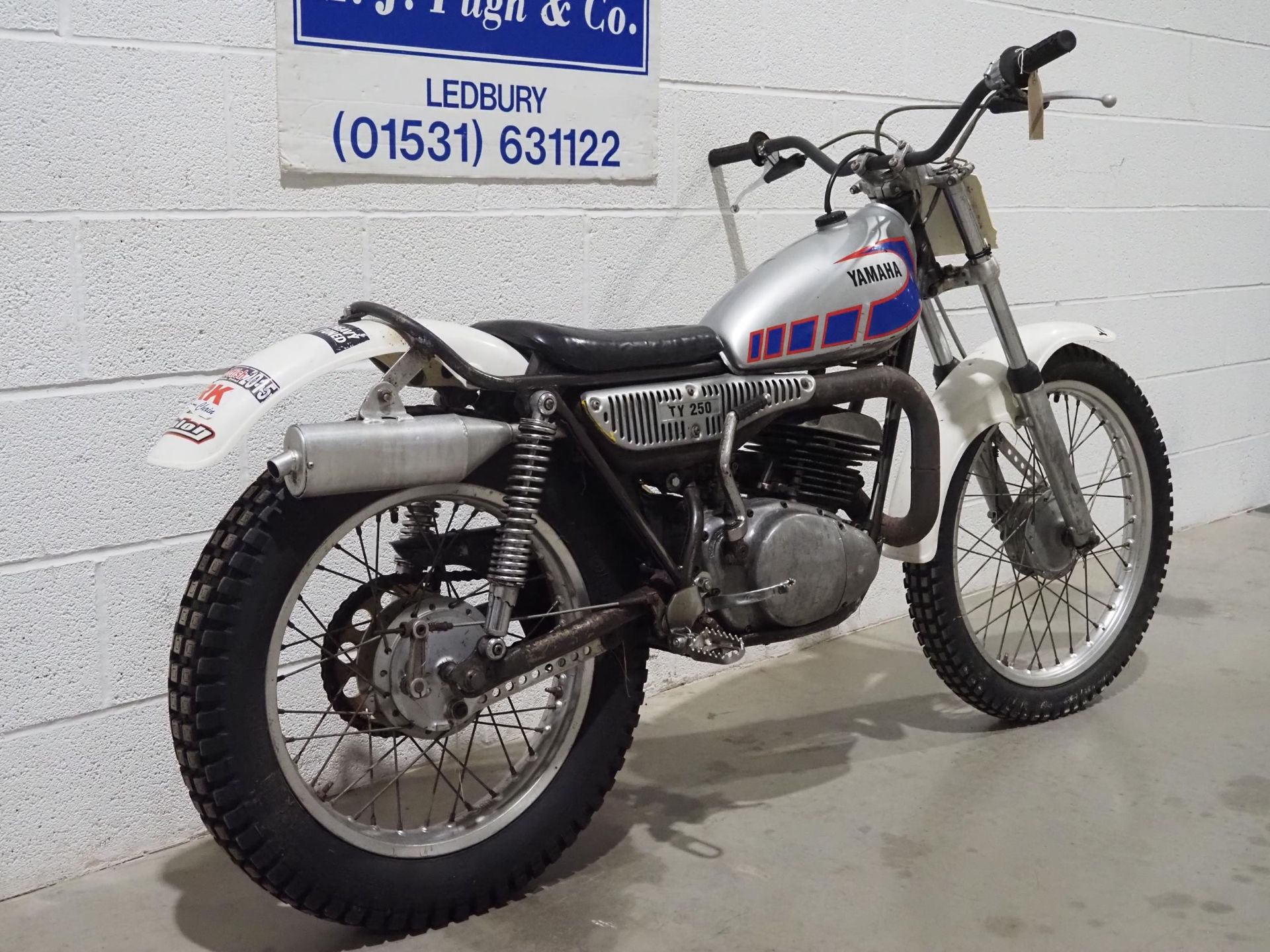 Yamaha TY250 trials motorcycle. 250cc Frame No. 434-013549 Engine No. 434-013549 Runs and rides. - Image 3 of 6