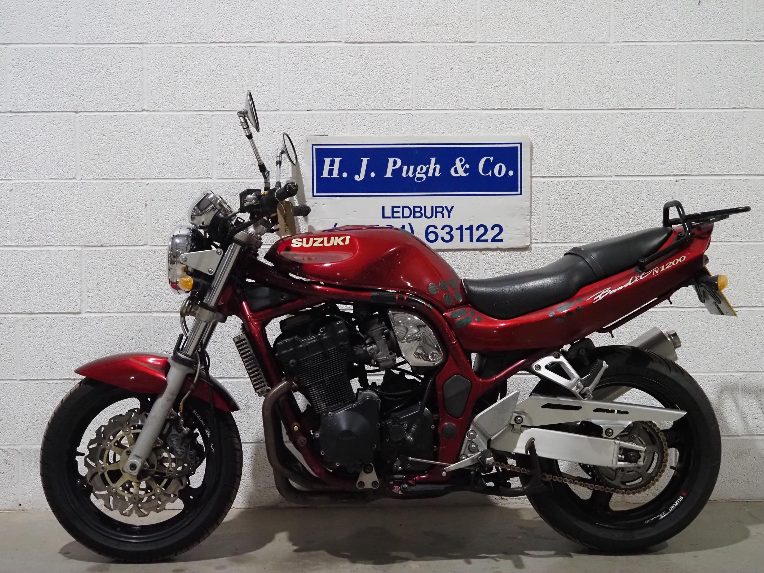 Suzuki GSF1200 Bandit motorcycle. 2000. 1157cc. Runs and rides. MOT until 01.02.05. Comes with MOT - Image 6 of 6