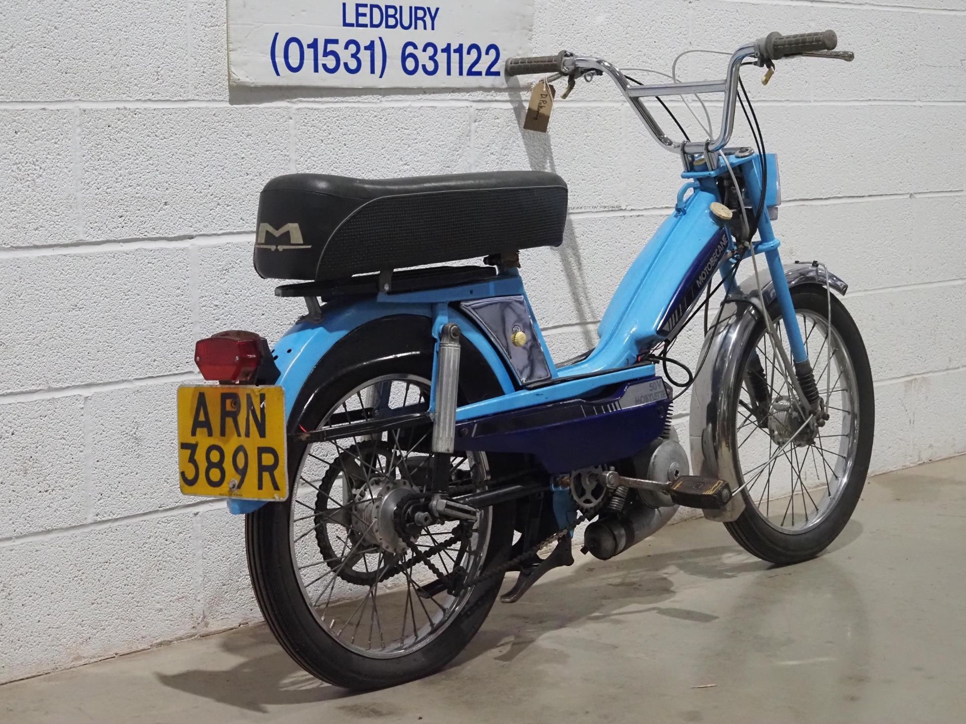 Motobecane 50V Mobylette moped. 1977. 49cc. Was running when stored some time ago and so will need - Bild 3 aus 6