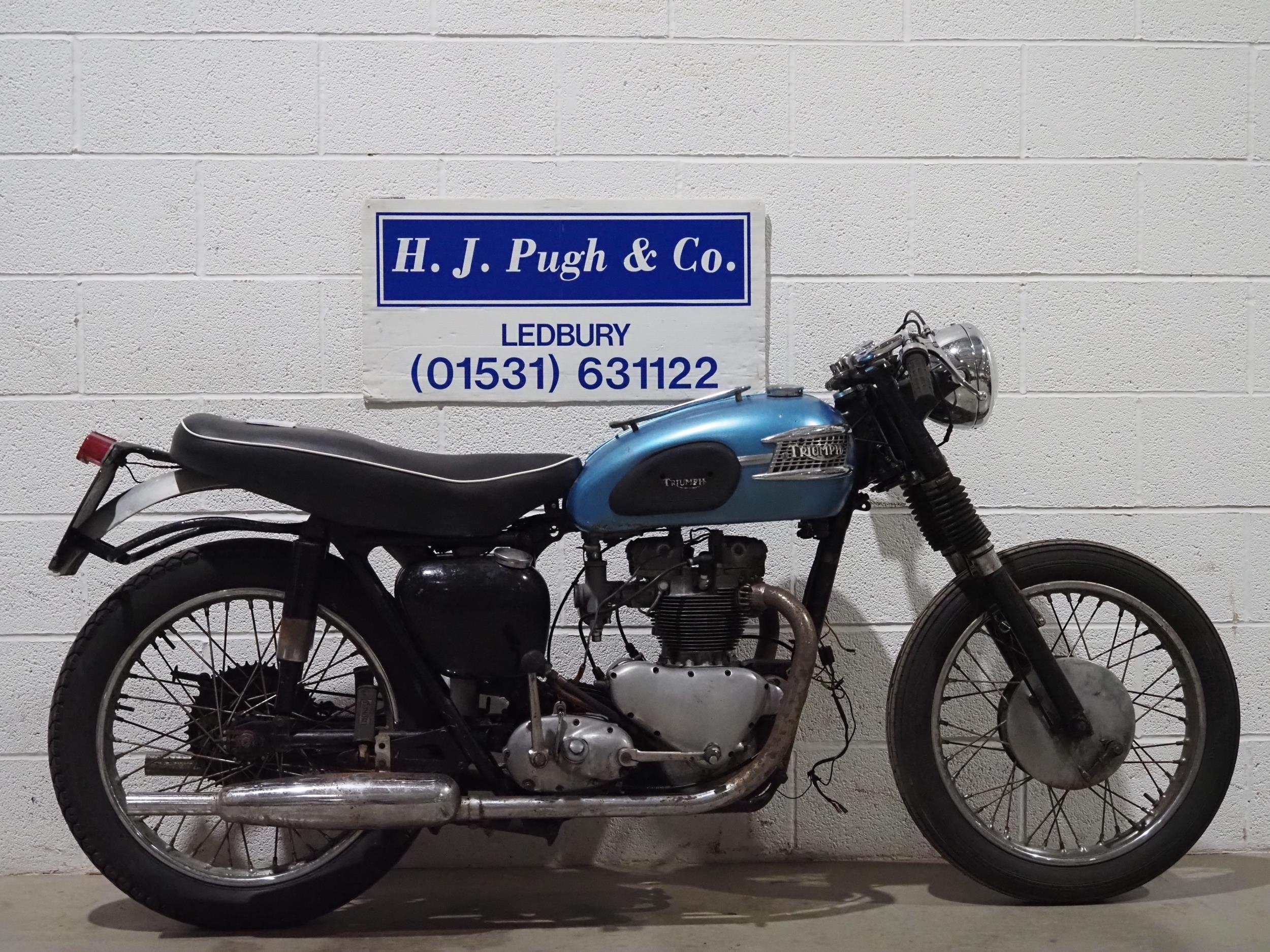 Triumph Tiger 100 motorcycle project. 1958. 498cc. Frame No. 014659 Engine No. T10077574 No docs.