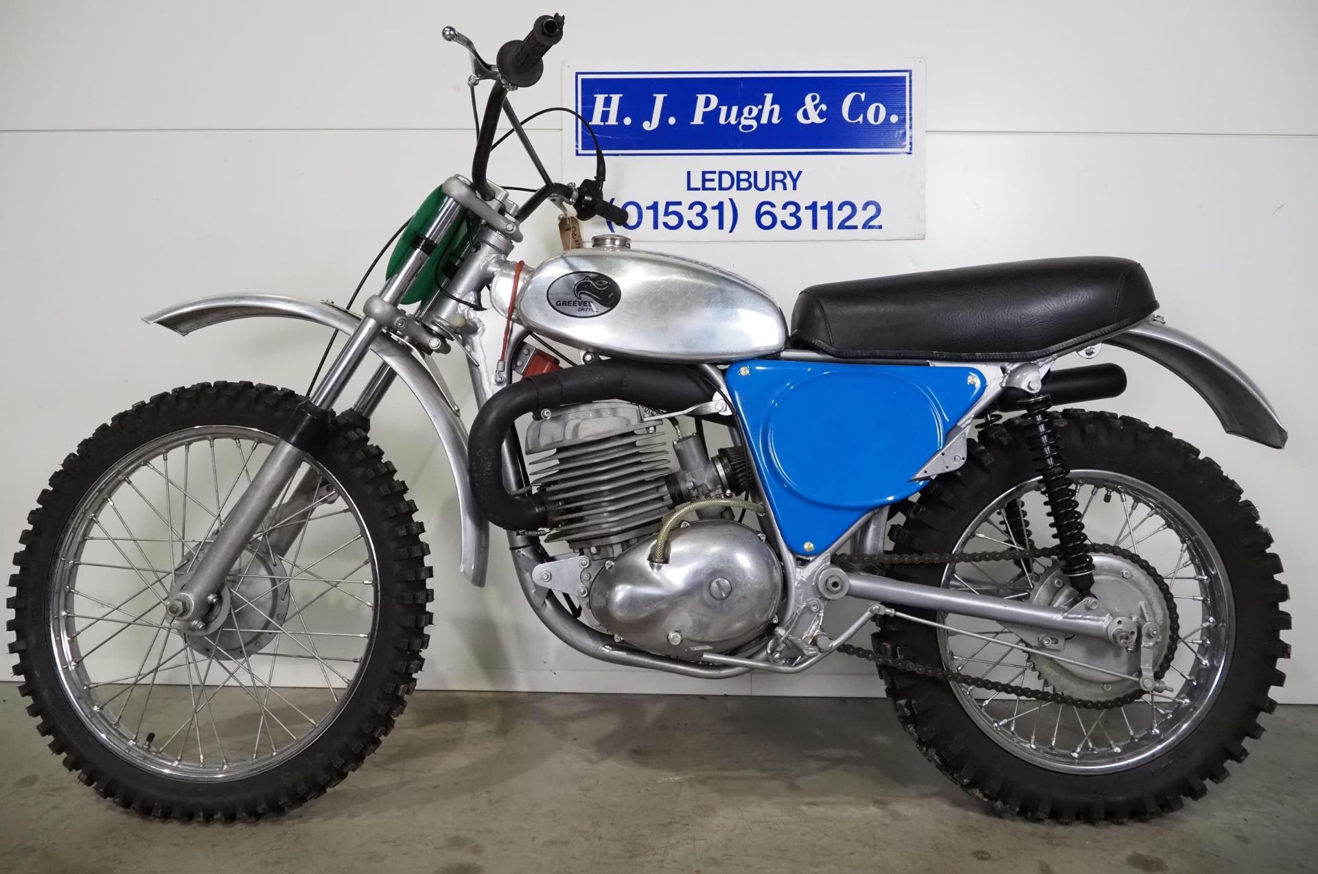 Greeves Griffon 380 QUB motocross bike. Frame No. 63F280 Engine No. GPG1/161 Runs but requires - Image 6 of 7