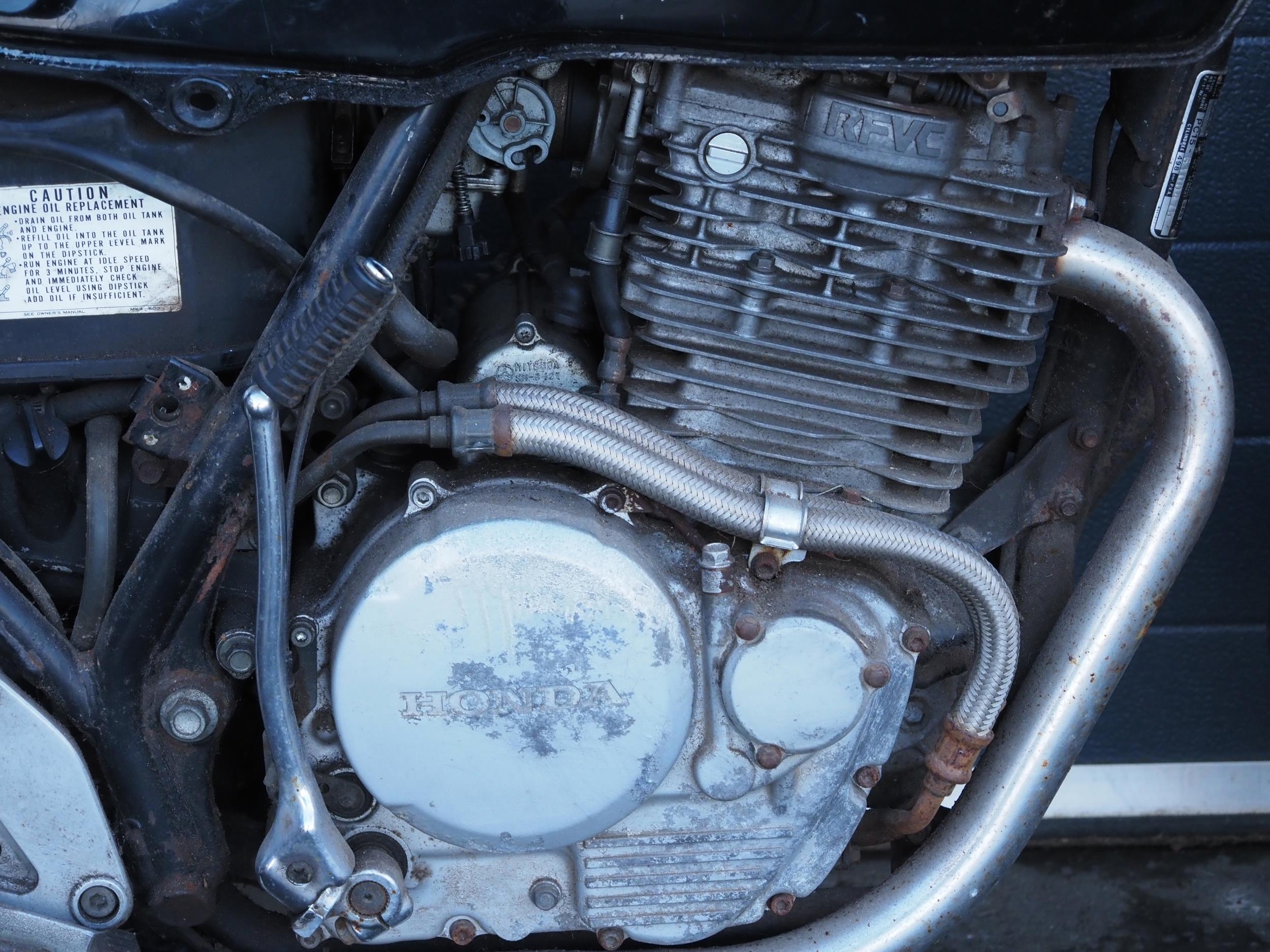 Honda XBR 500 motorcycle. 499cc. 1986 Engine turns over. Reg. C370 XFO. V5. Key - Image 4 of 6
