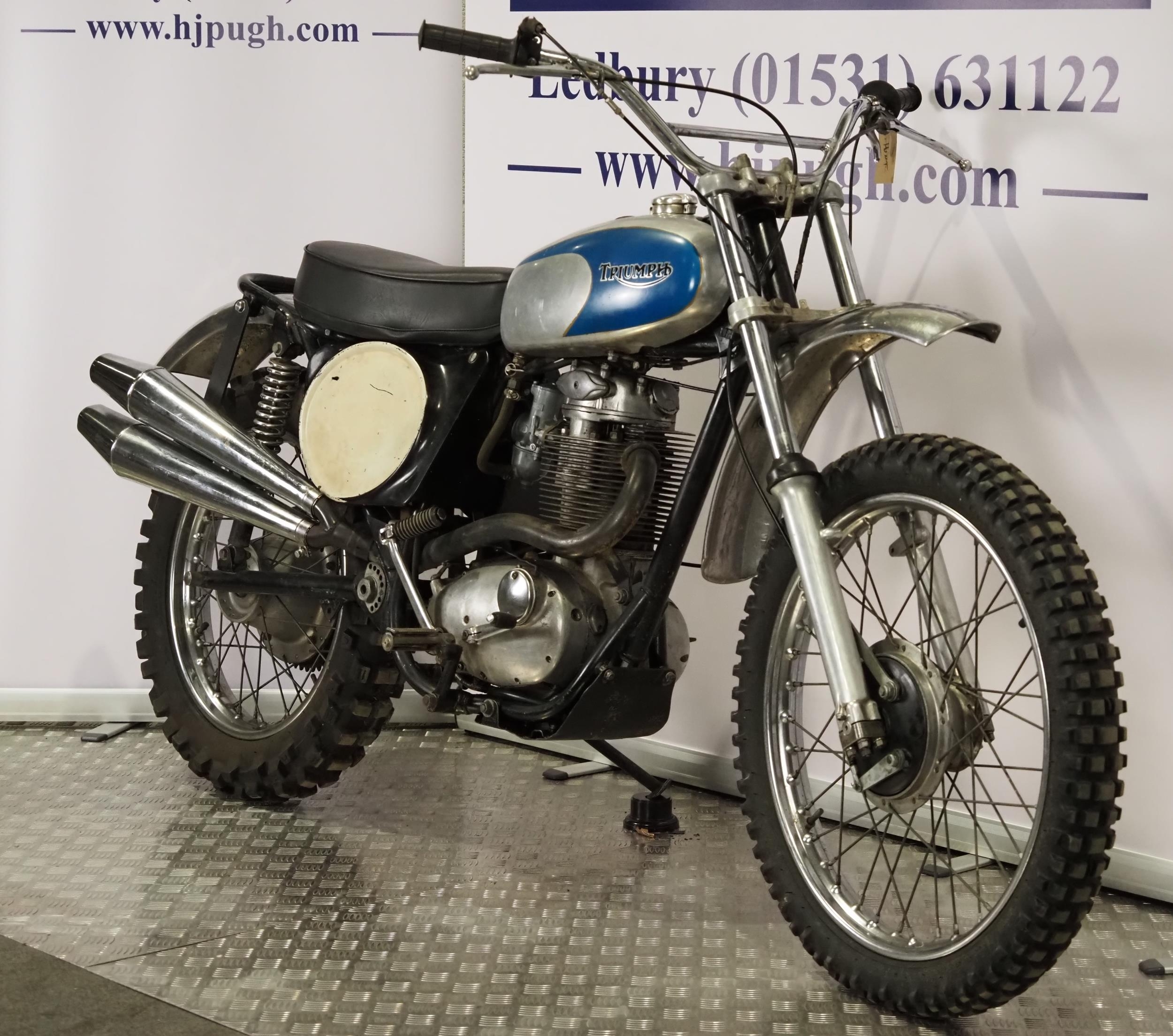 Triumph TR5MX motorcycle. 1973. 499cc. Frame No. 75563 Engine No. TR5MXHH75563 Running when dry - Image 2 of 5