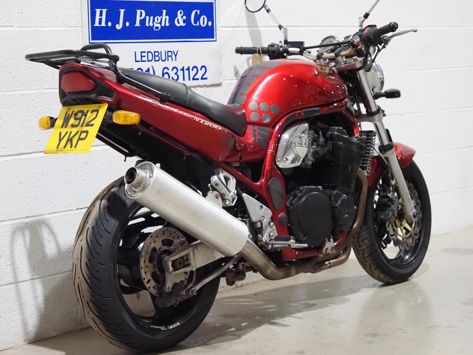 Suzuki GSF1200 Bandit motorcycle. 2000. 1157cc. Runs and rides. MOT until 01.02.05. Comes with MOT - Image 3 of 6