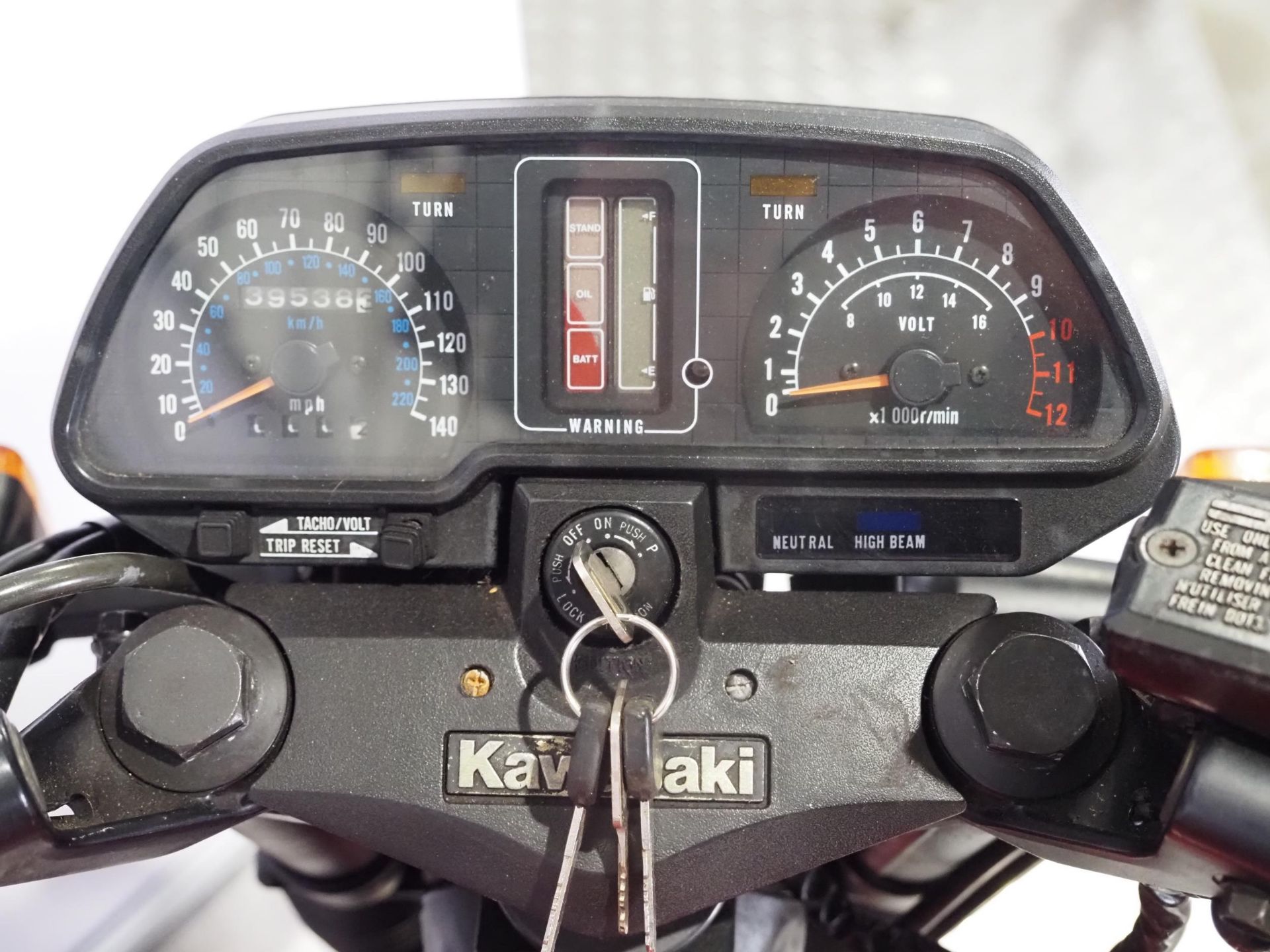 Kawasaki GT550 motorcycle. 1994. 553cc Runs and rides. New battery, plugs and leads and rear shocks. - Image 5 of 7