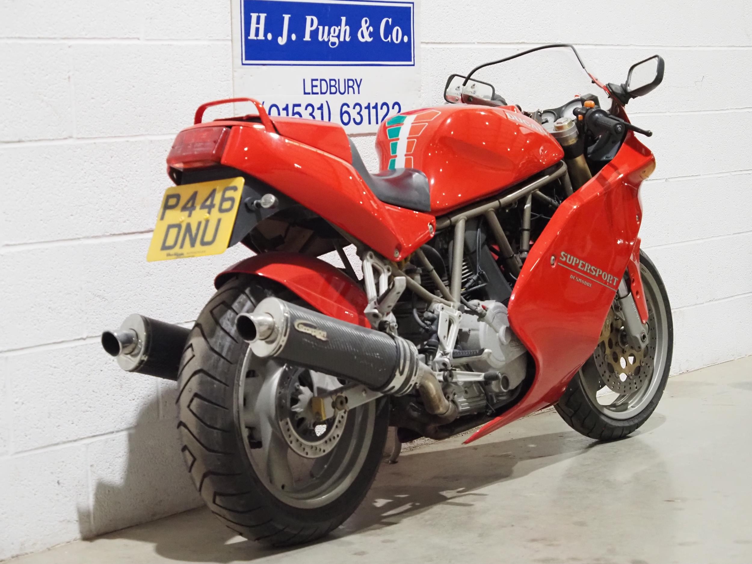 Ducati 750 Super Sport motorcycle. 1996. 749cc. Runs and rides. New fuel pump, battery and cam - Image 3 of 7
