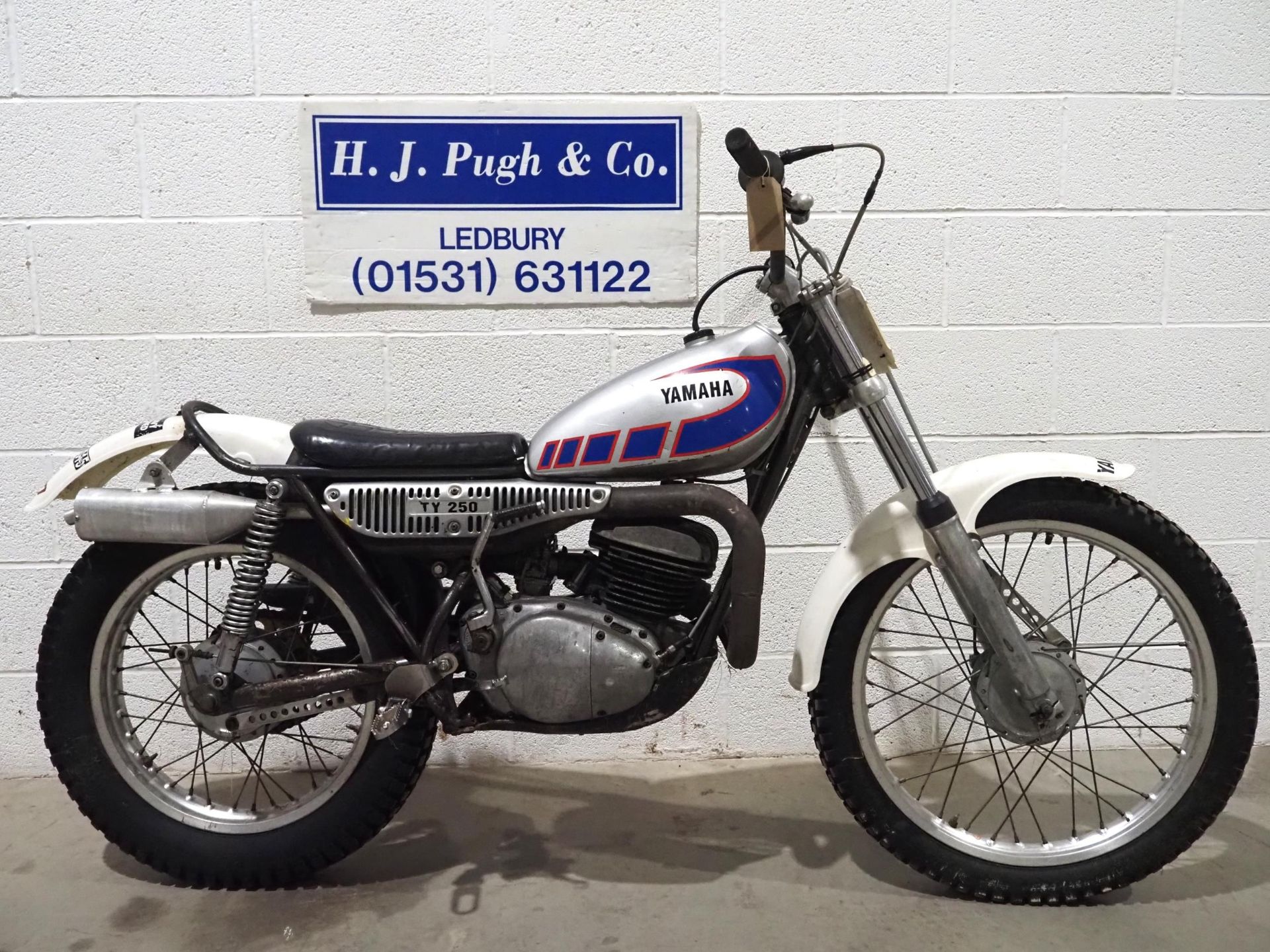 Yamaha TY250 trials motorcycle. 250cc Frame No. 434-013549 Engine No. 434-013549 Runs and rides.