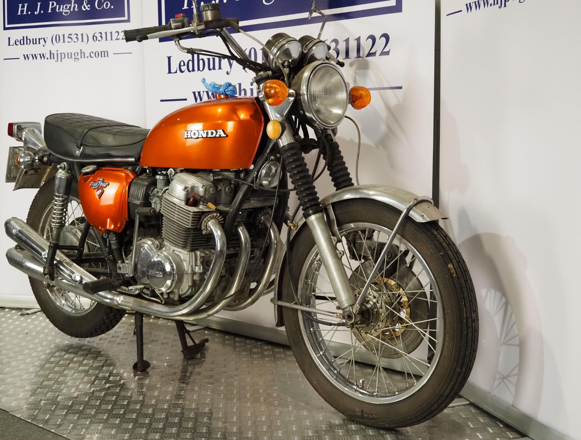 Honda 750 Four motorcycle. 1972. 736cc. Frame No. 2024351 Engine No. 2031888 Engine turns over but - Image 4 of 7