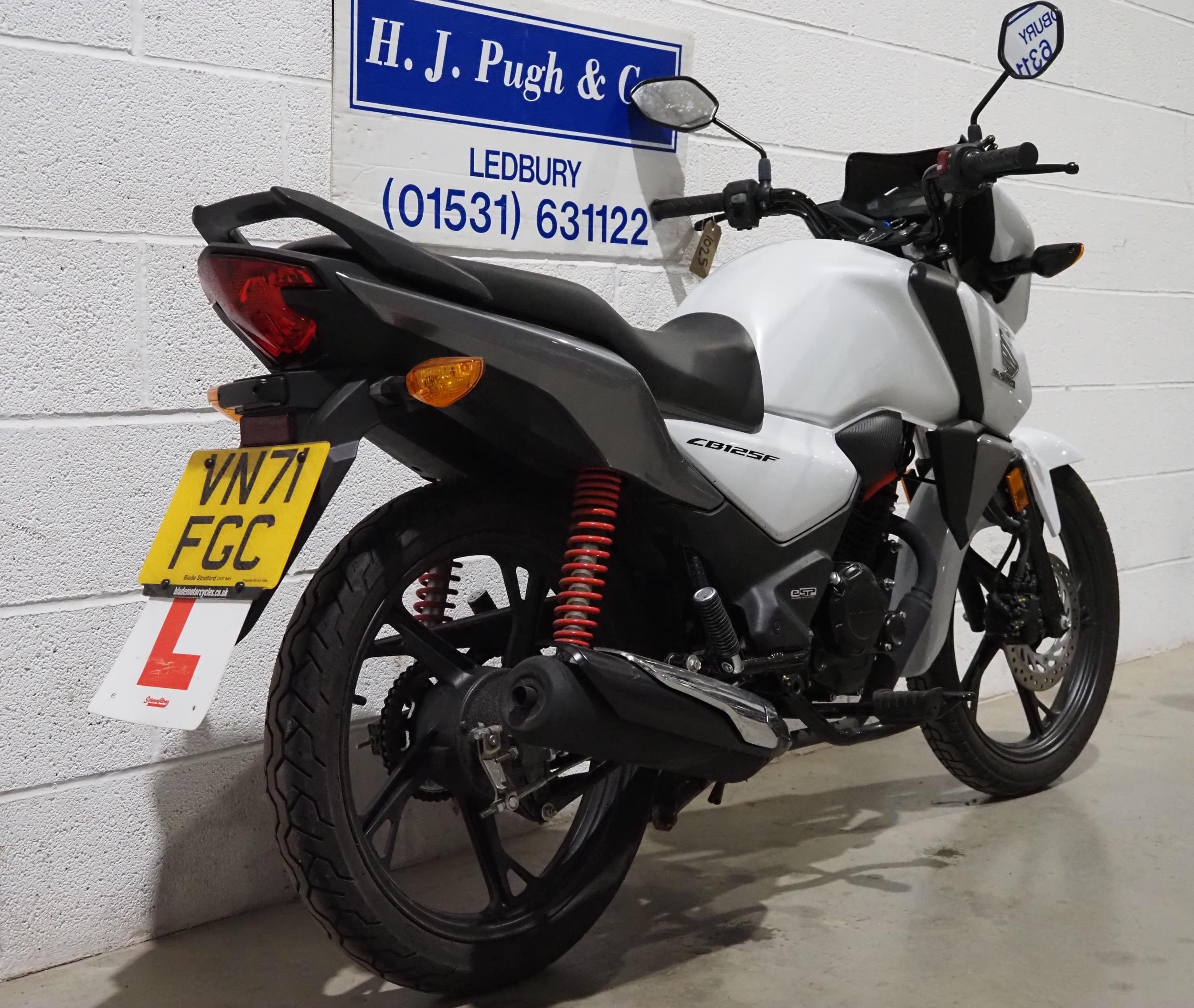 Honda CBF125 motorcycle. 2022. 124cc. Runs and rides. Recent service Comes with wheel lock, - Image 3 of 6