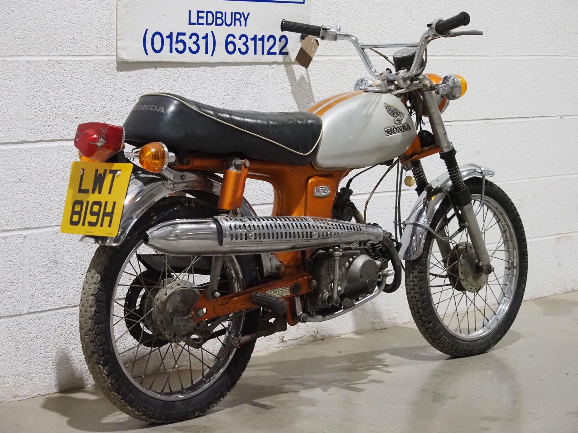 Honda CL70 motorcycle. 1970. 70cc. Frame No. CL70-203332 Engine No. CL70E-203322 Engine turns over - Image 5 of 8