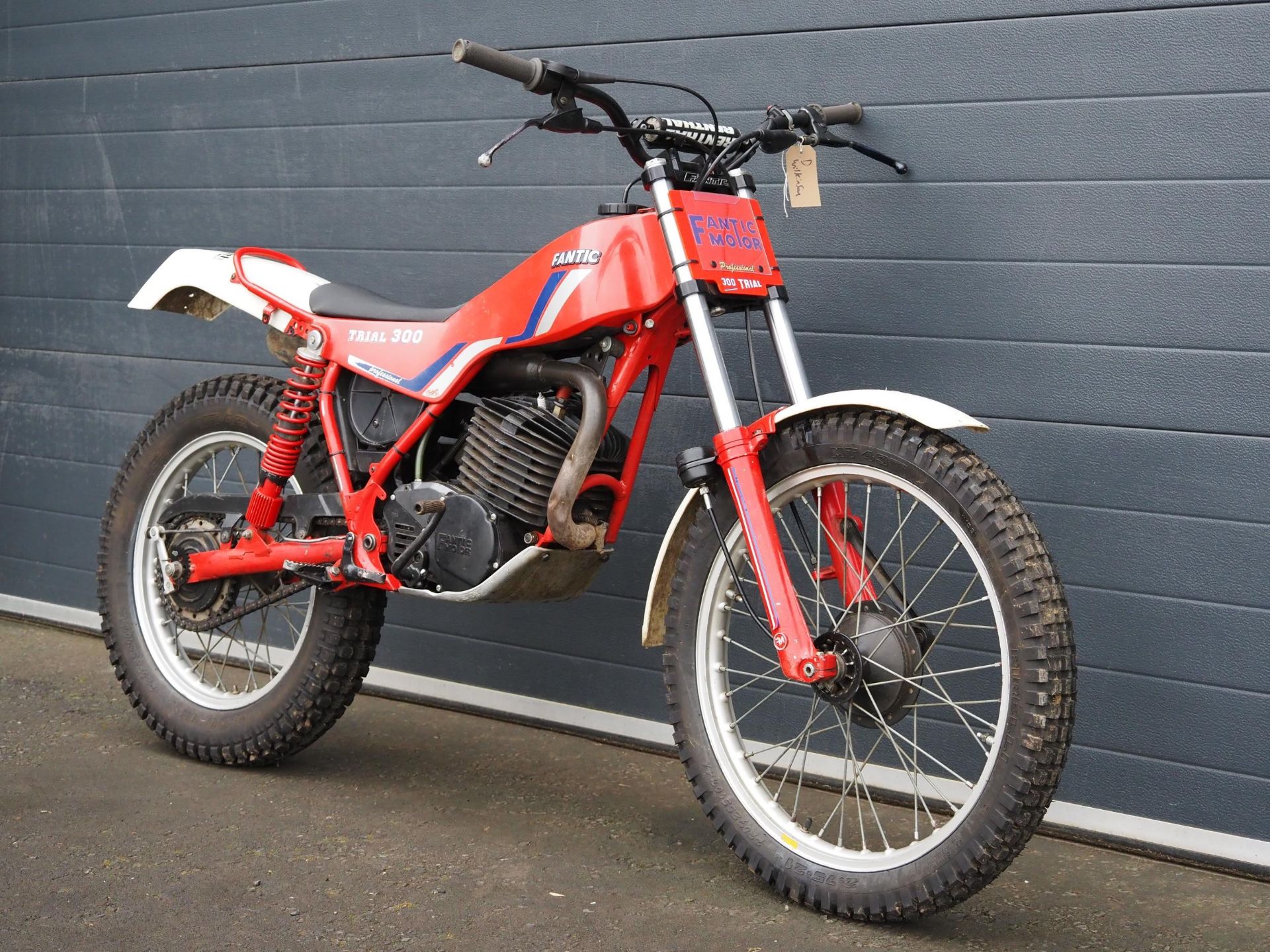 Fantic Trials 300 professional bike. 249 cc Frame No. 34001839 Engine No. 001842 Fitted with - Image 2 of 5