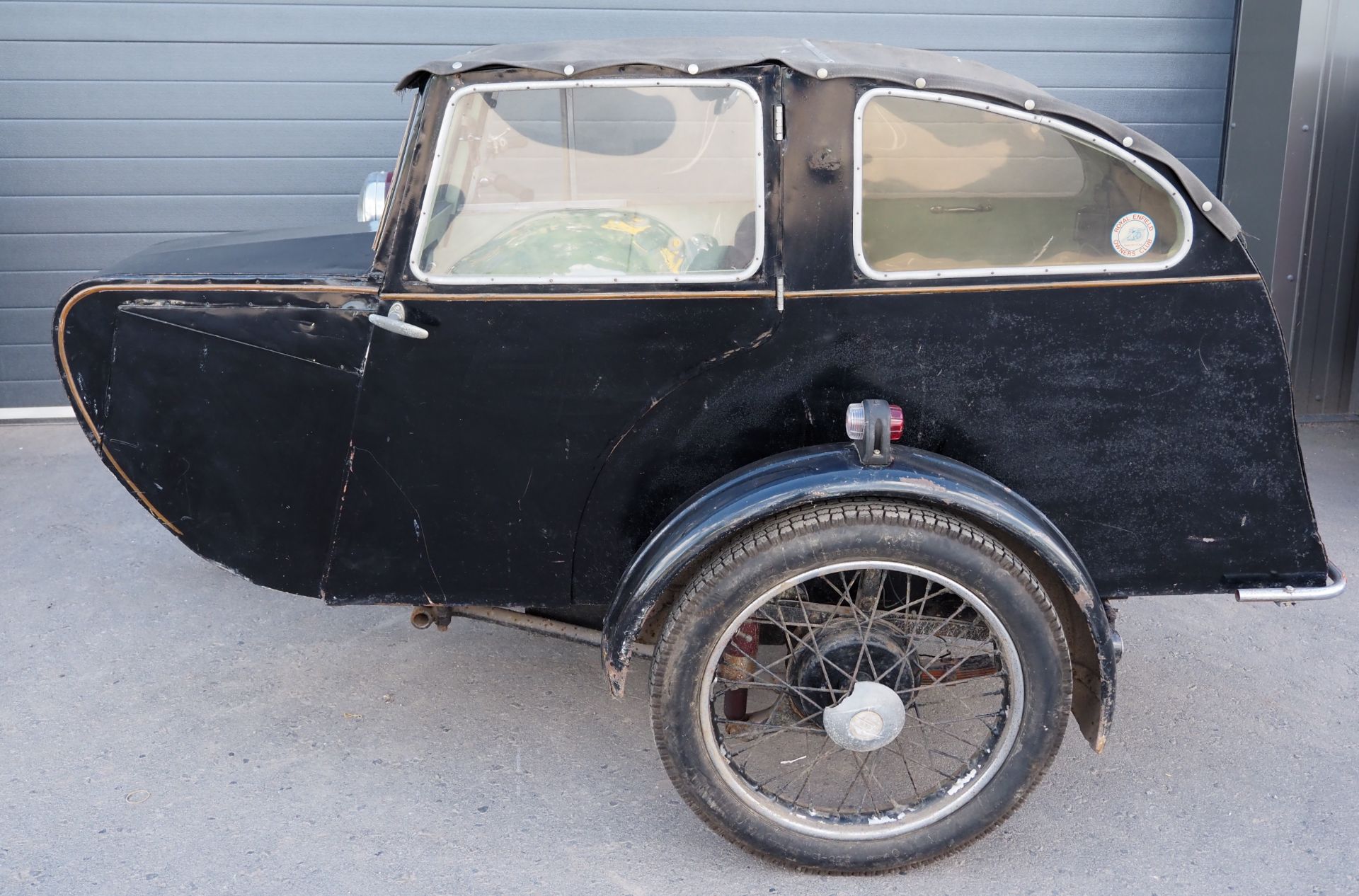Royal Enfield Meteor sidecar outfit. 1956. 700ccFrame No. 713430Runs but has been dry stored for - Image 6 of 6