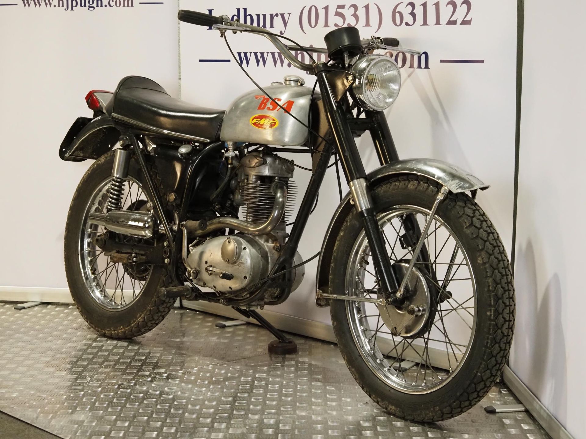 BSA B44B Victor EA motorcycle. 1967. 441cc. Frame No. B44EA2272 Engine No. B44EA2272 Runs and rides. - Image 2 of 6