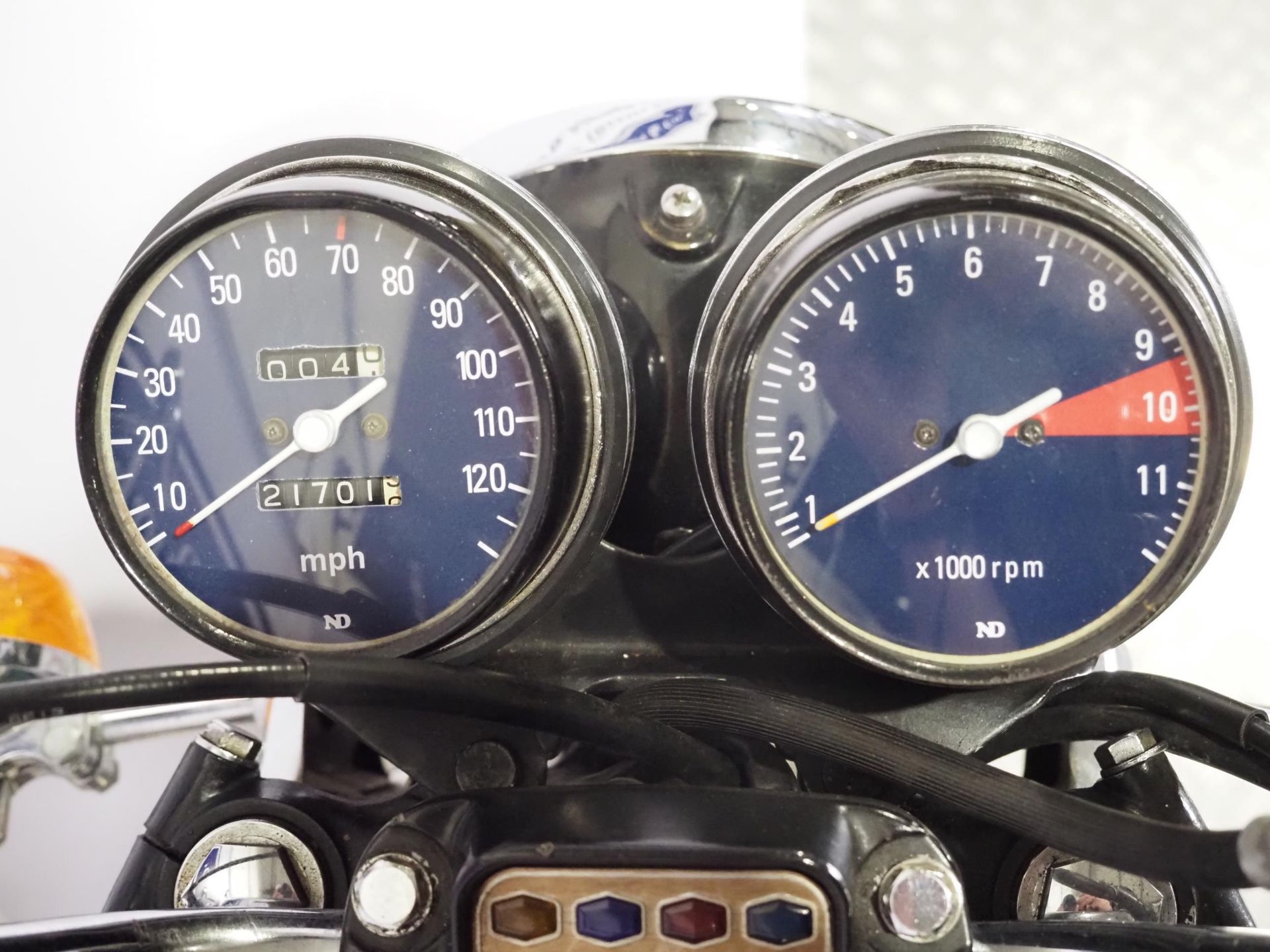 Honda CB550 motorcycle. 1975. 550cc Frame No. CB550 1213592 Engine No. CB550E-1050752 (V5 states not - Bild 4 aus 8