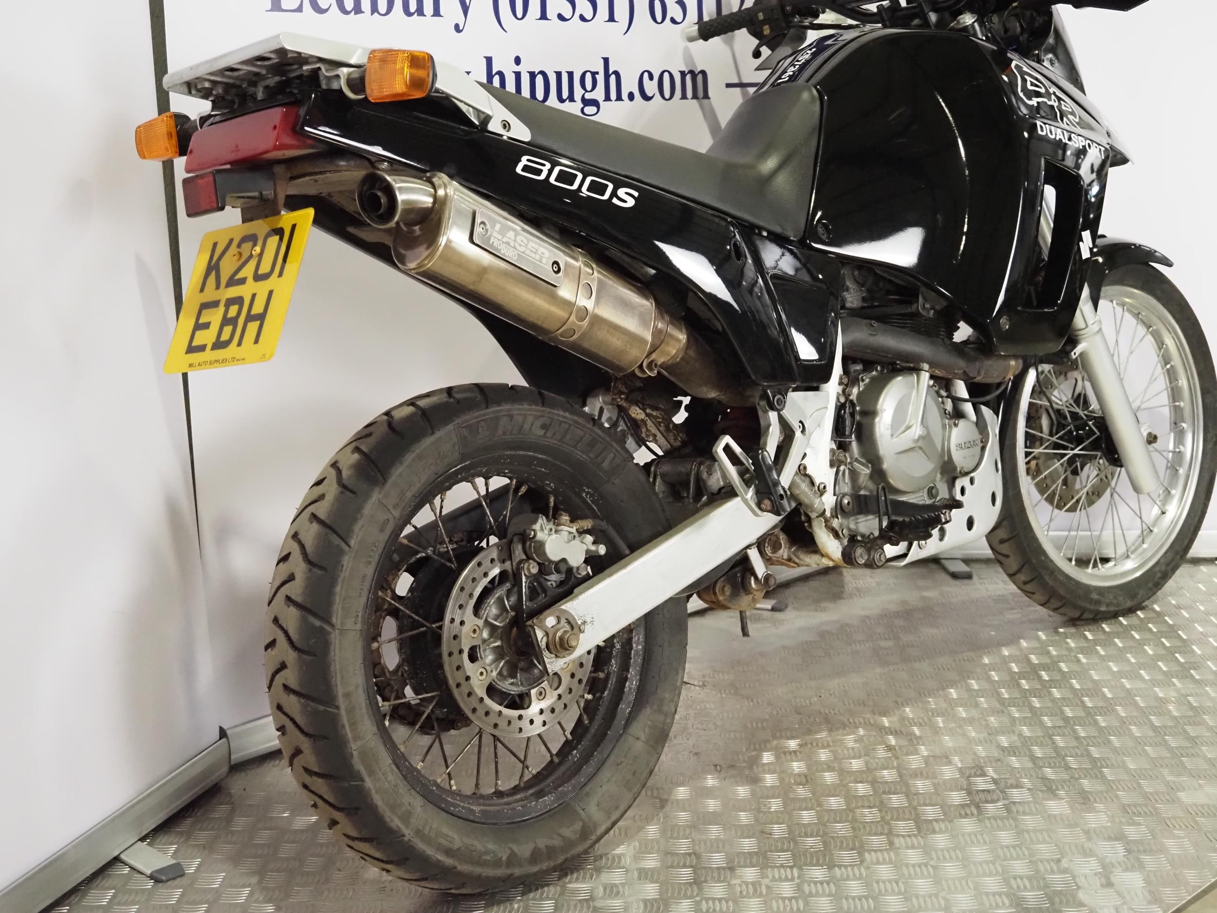 Suzuki DR800 Big motorcycle. 1992. 779cc Runs and rides. Ridden to saleroom. MOT until 10.11.24. New - Image 3 of 6