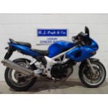 Suzuki SV650s motorcycle. 1999. 645cc Runs and rides. MOT until 30/6/2024. Reg. T301 XEG. V5. Key