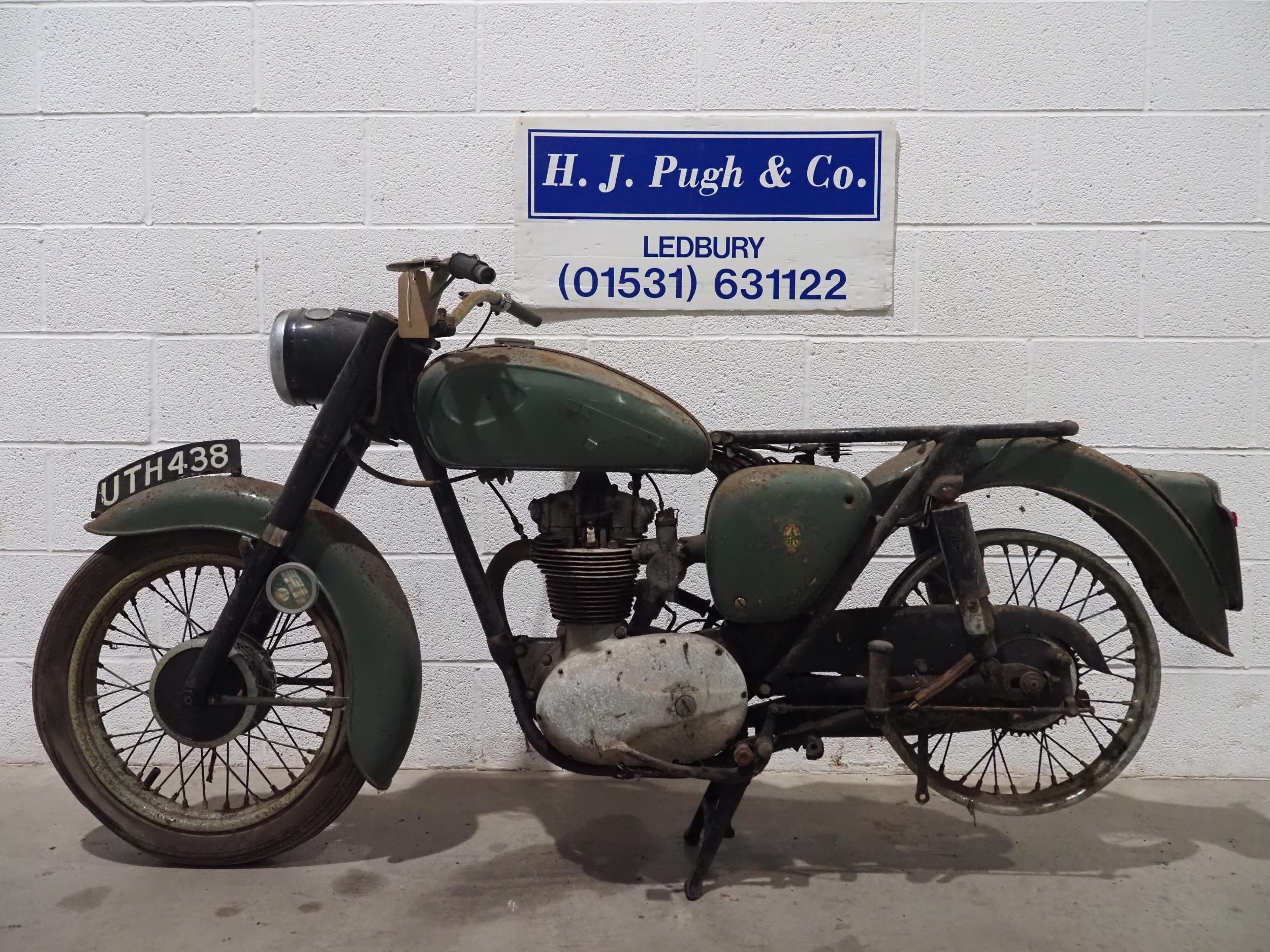 BSA C15 motorcycle project. 1960. 250cc Frame No. C15 15122 Engine No. C15 14993 Has been dry stored - Image 6 of 6