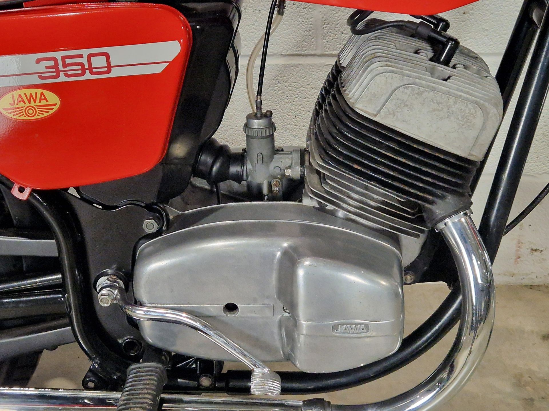 Jawa 350 motorcycle. 1977. 350cc Frame No. 144399 Engine No. 001559 Runs and rides. Reg. MKA 868R. - Image 4 of 6