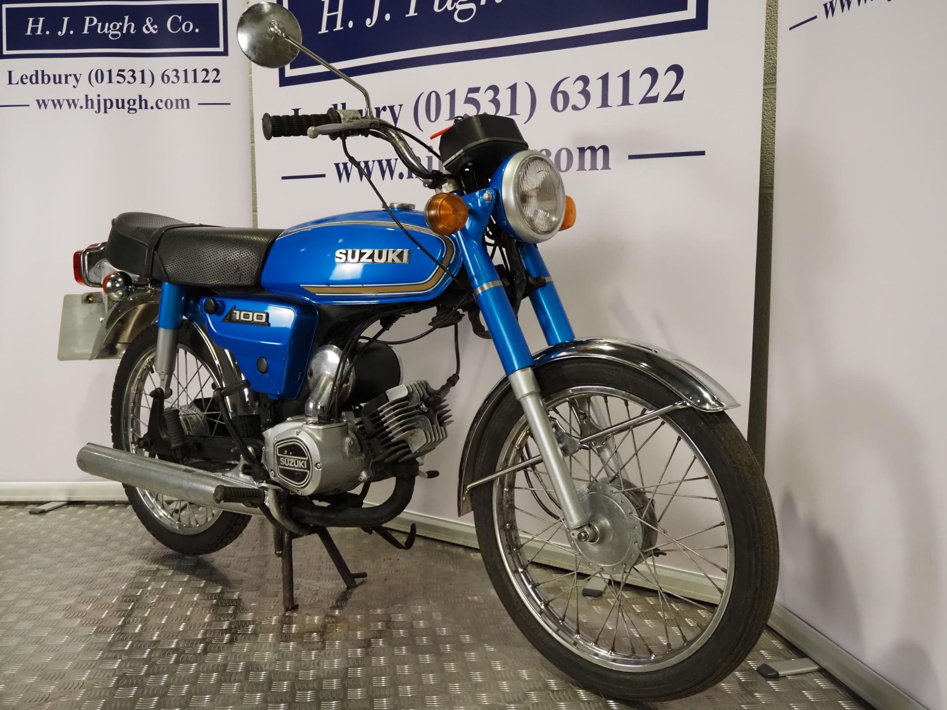 Suzuki A100 motorcycle. 1980. 98cc. Frame No. 460714 Engine No. 652149 Runs and rides. Reg. LFA - Image 2 of 6