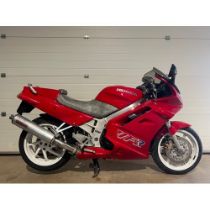 Honda VFR 750 motorcycle. 1990. 748cc Frame no. RC362007839 Engine no. RC36E2009039 Reg. G256 EEV