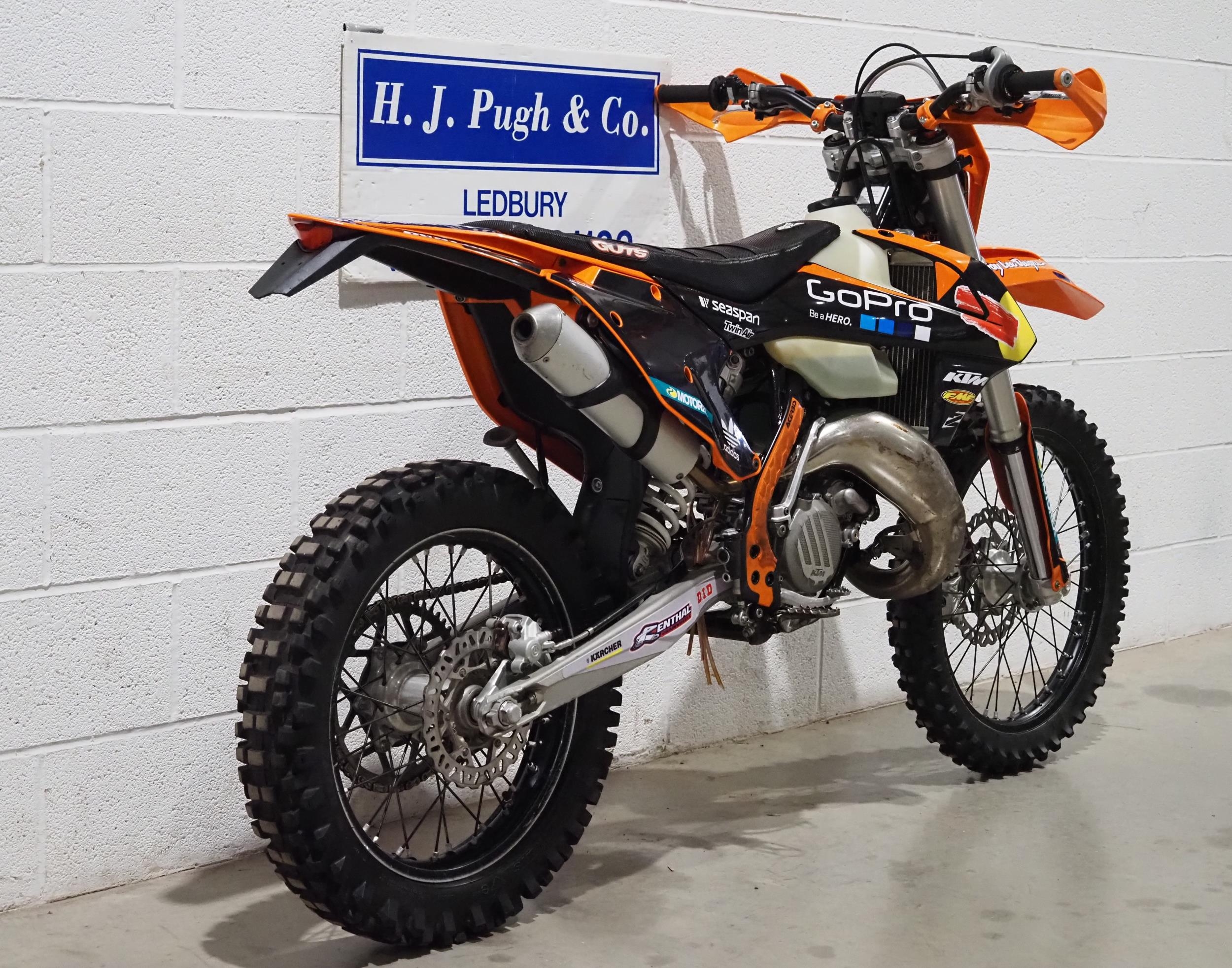 KTM motorcross bike. 2017. Runs and rides. Recent plastics and graphics fitted aswell as clutch - Image 3 of 5