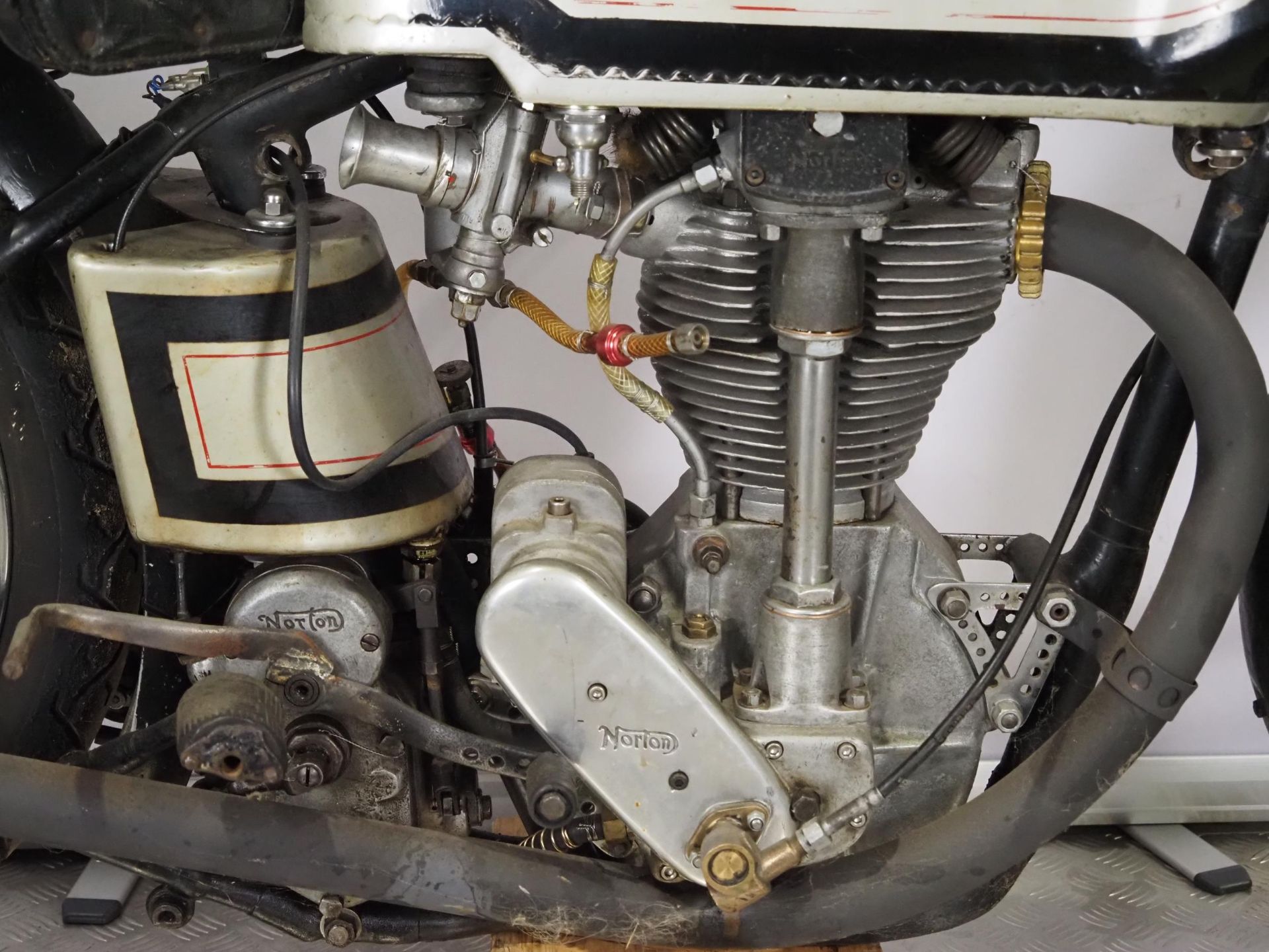 Norton International motorcycle. 1937. 490cc Frame No. 40 84803 Engine No. 67158 Engine turns over - Image 5 of 13